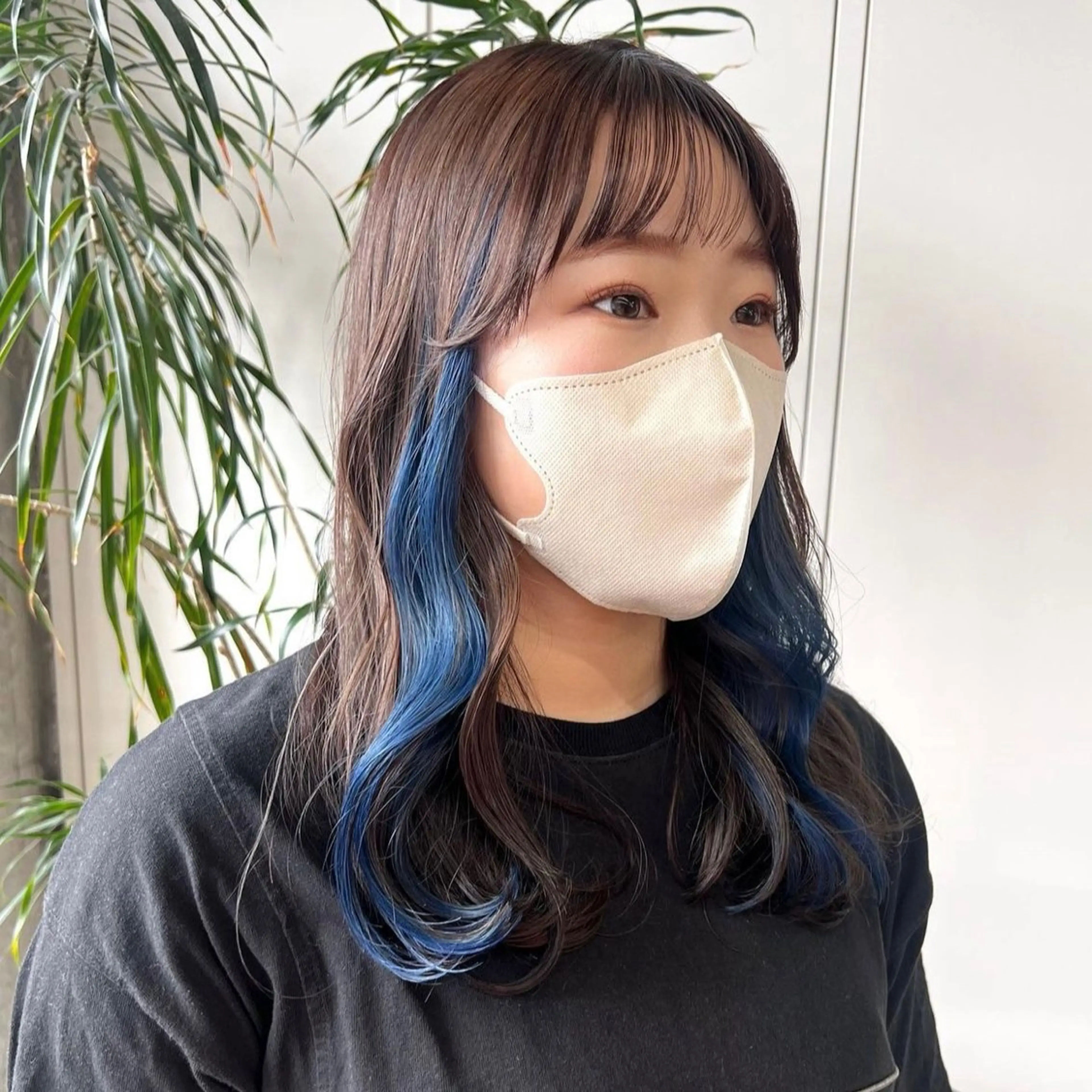 ロング カラー ブルーカラー インナーカラー カット ヘアカラー 韓国 /男女🆗 細江　美紅のヘアスタイル