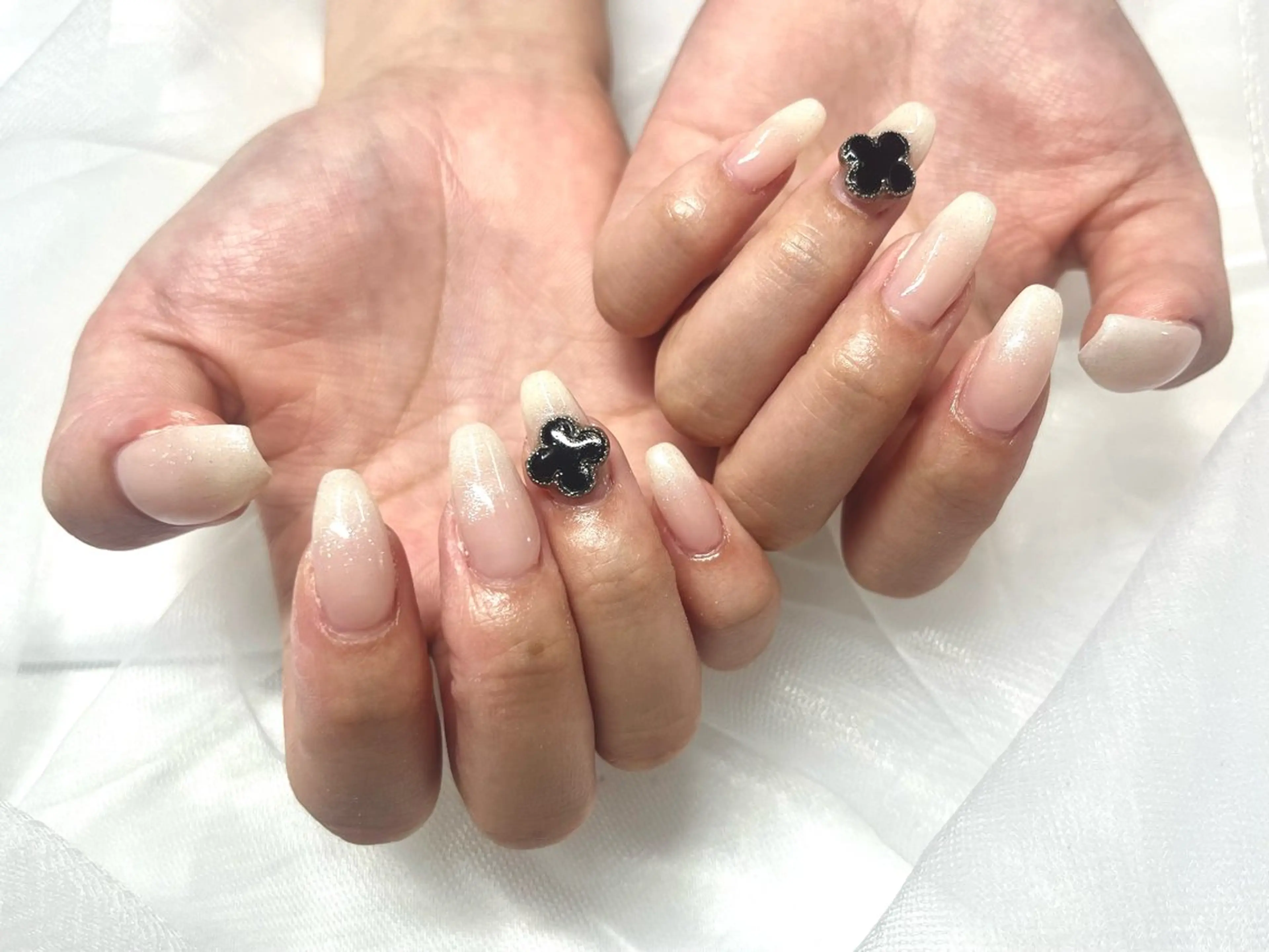 ネイル ハンドネイル nami 🎀のネイルデザイン