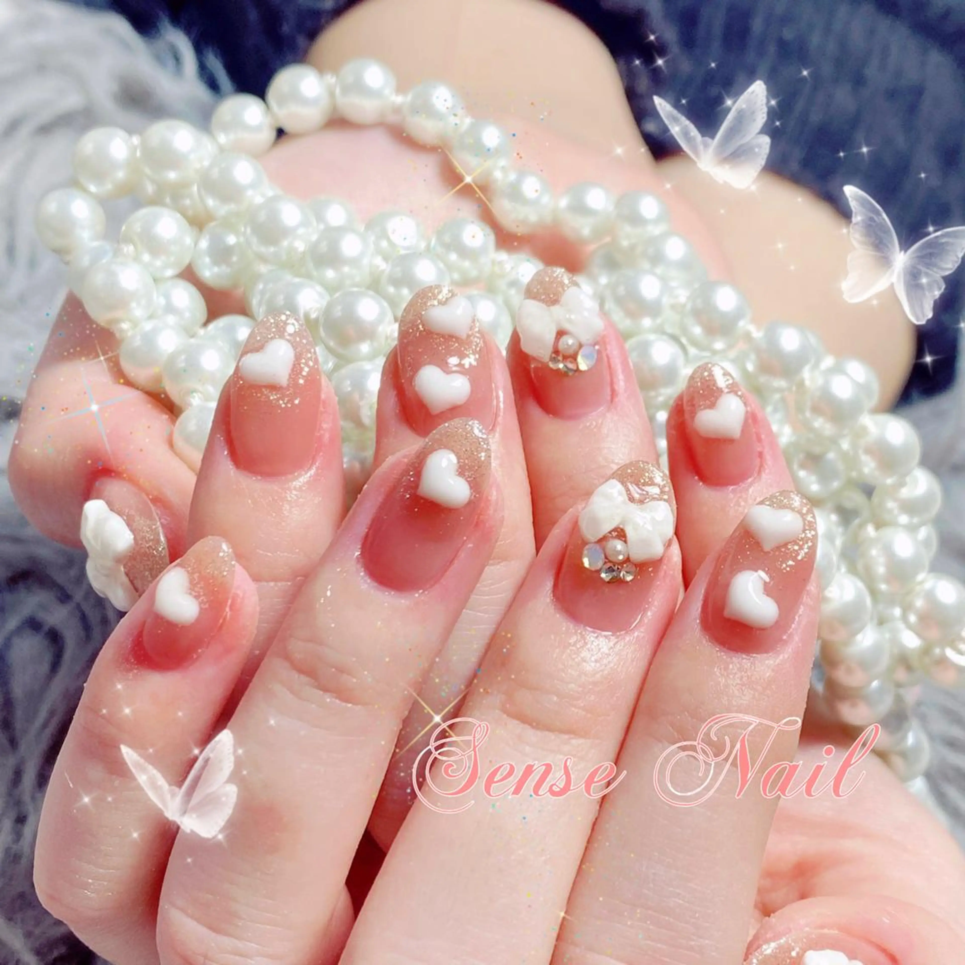 ネイル ハンドネイル ハンドケア Queenie 🦋のネイルデザイン