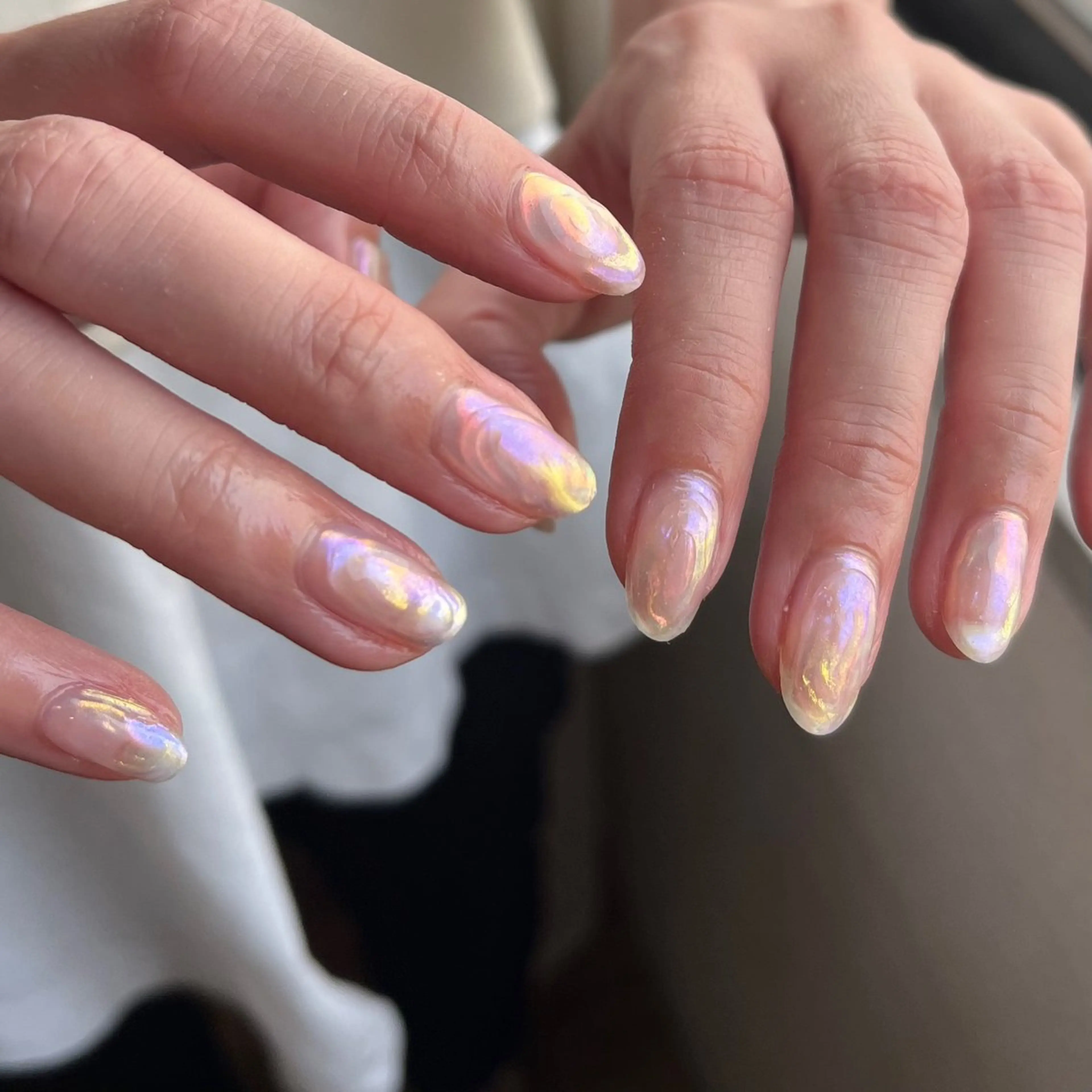 ネイル オーロラネイル 氷ネイル・うるうるネイル ハンドネイル nail salon soruのネイルデザイン
