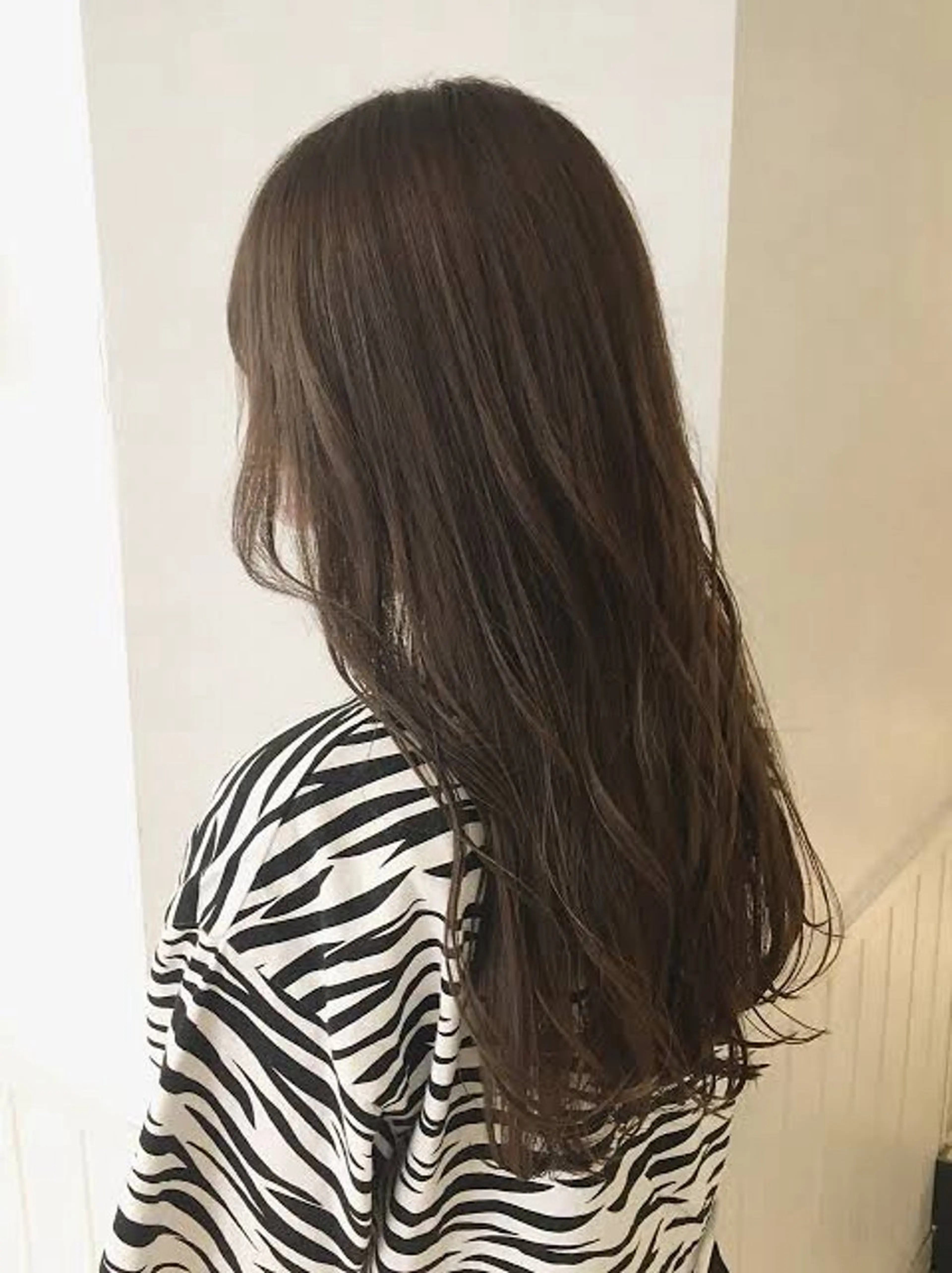 カラー 小林 優斗のヘアスタイル