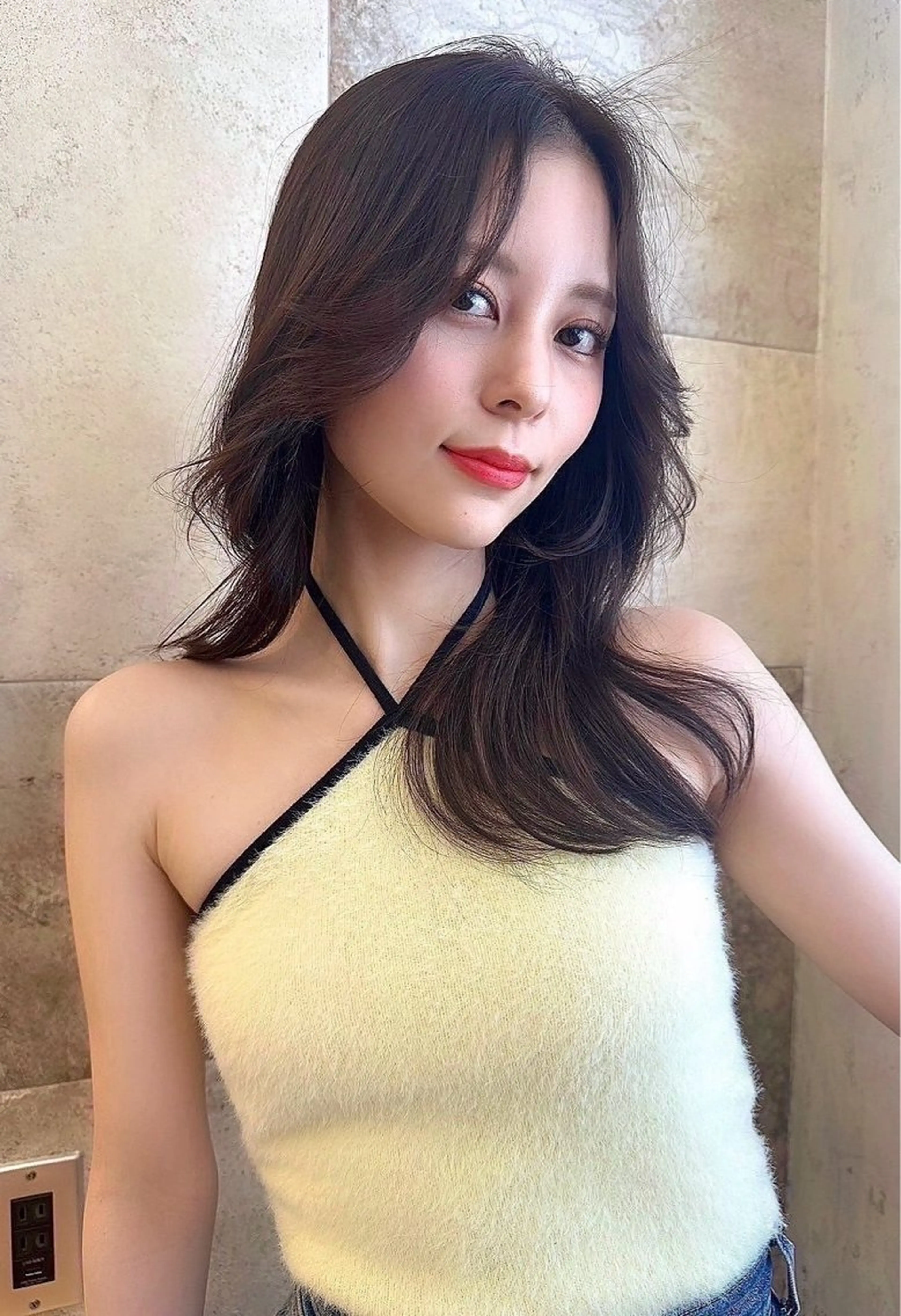 ロング Kanami/韓国風 /艶カラーのヘアスタイル