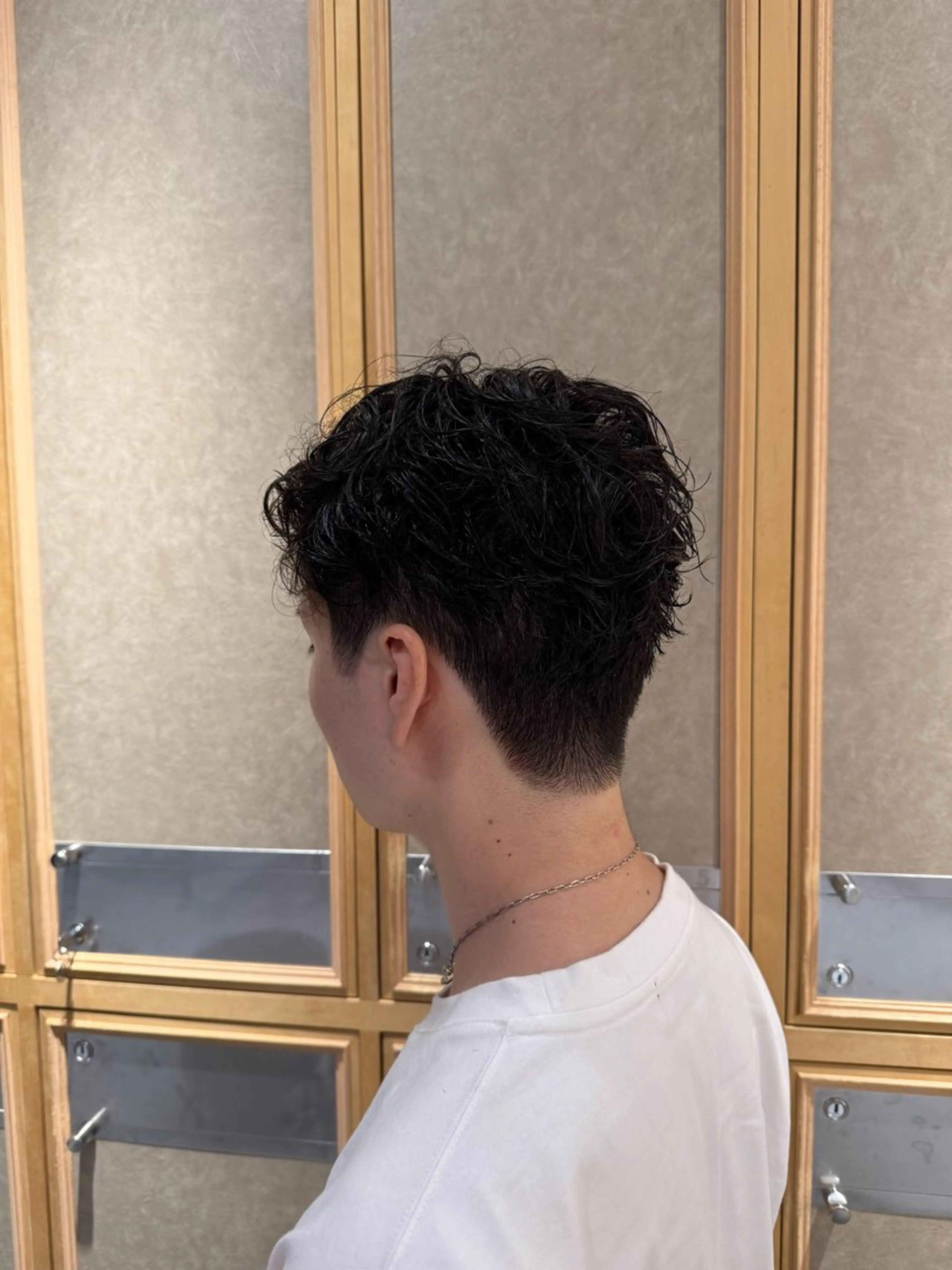 ショート メンズ カット 艶カラー/縮毛矯正 🫧terukaのヘアスタイル