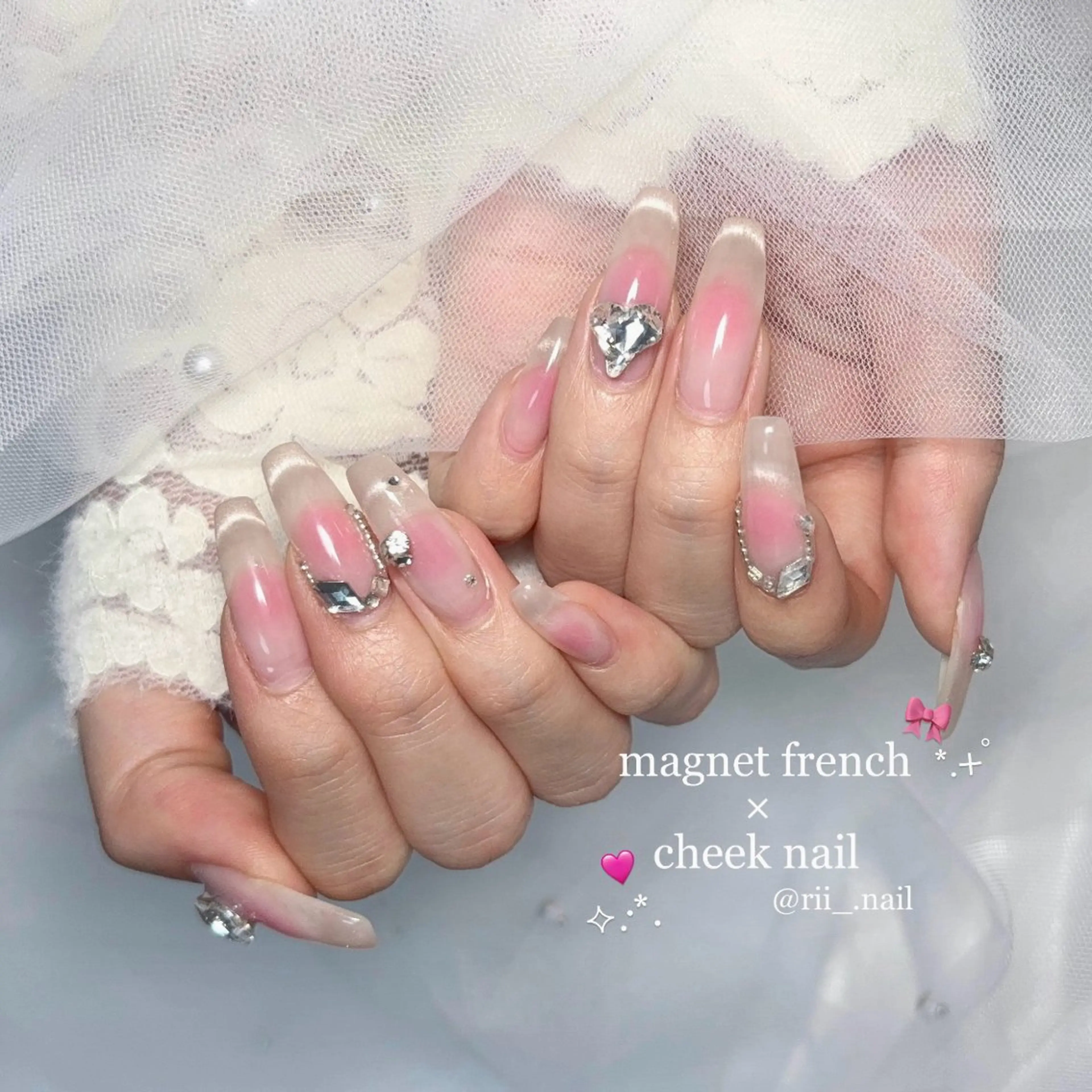 ネイル ハンドネイル un.private nail salon所属・Ún.(ウヌ) りんのネイルデザイン