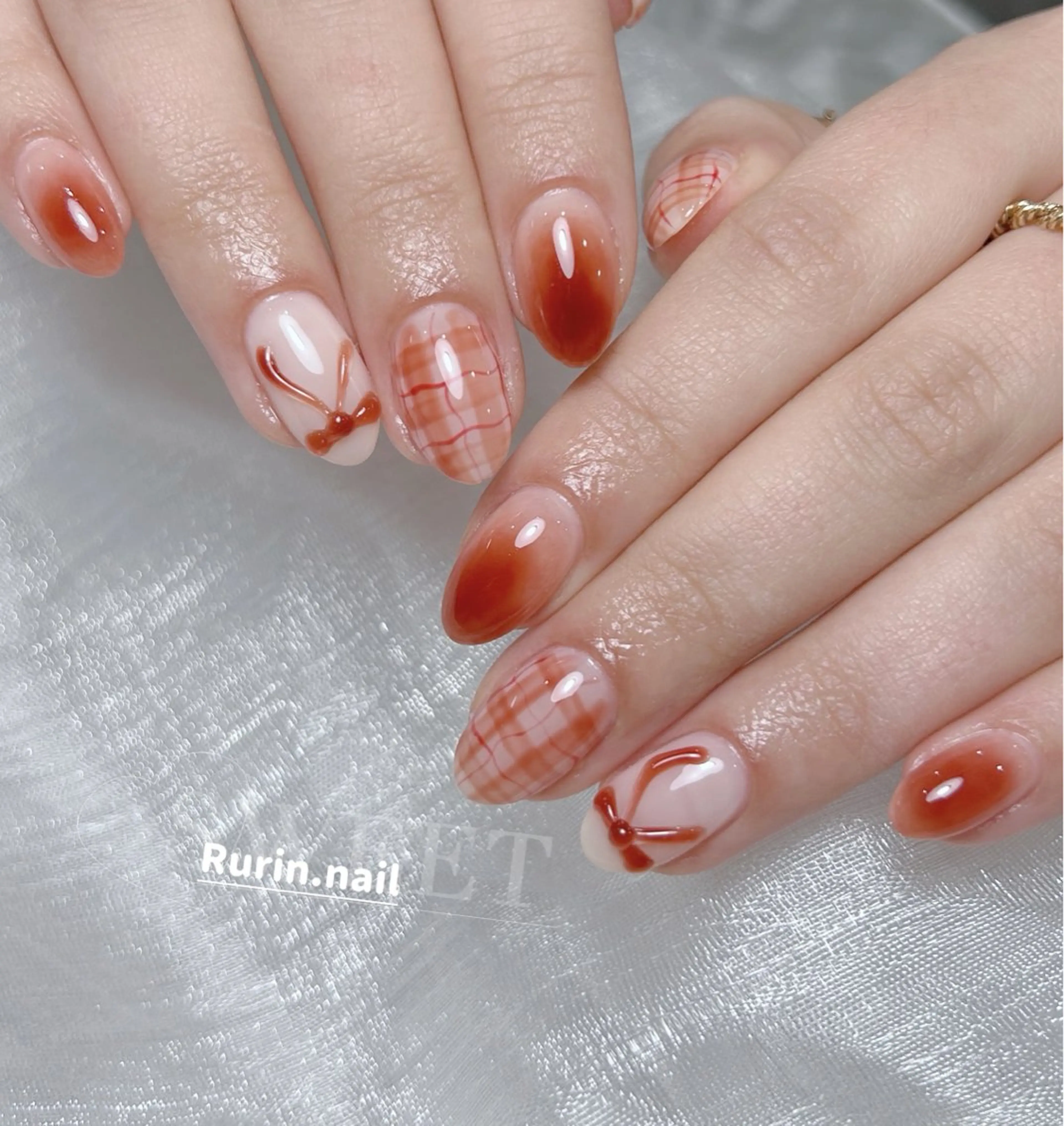 ネイル ハンドネイル ルリン サロン💅のネイルデザイン