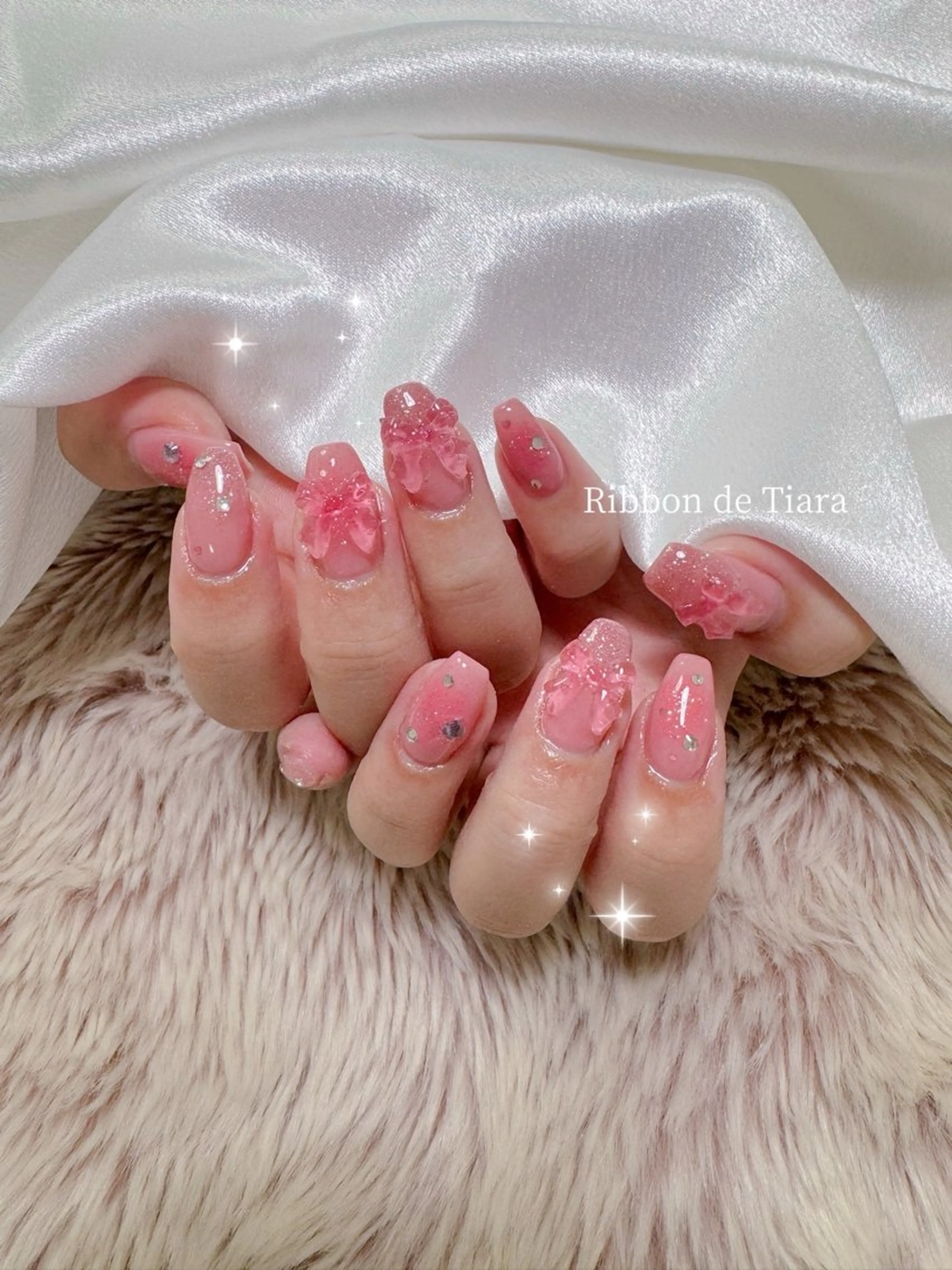 ネイル ハンドネイル オーナーネイリスト MAKIのネイルデザイン