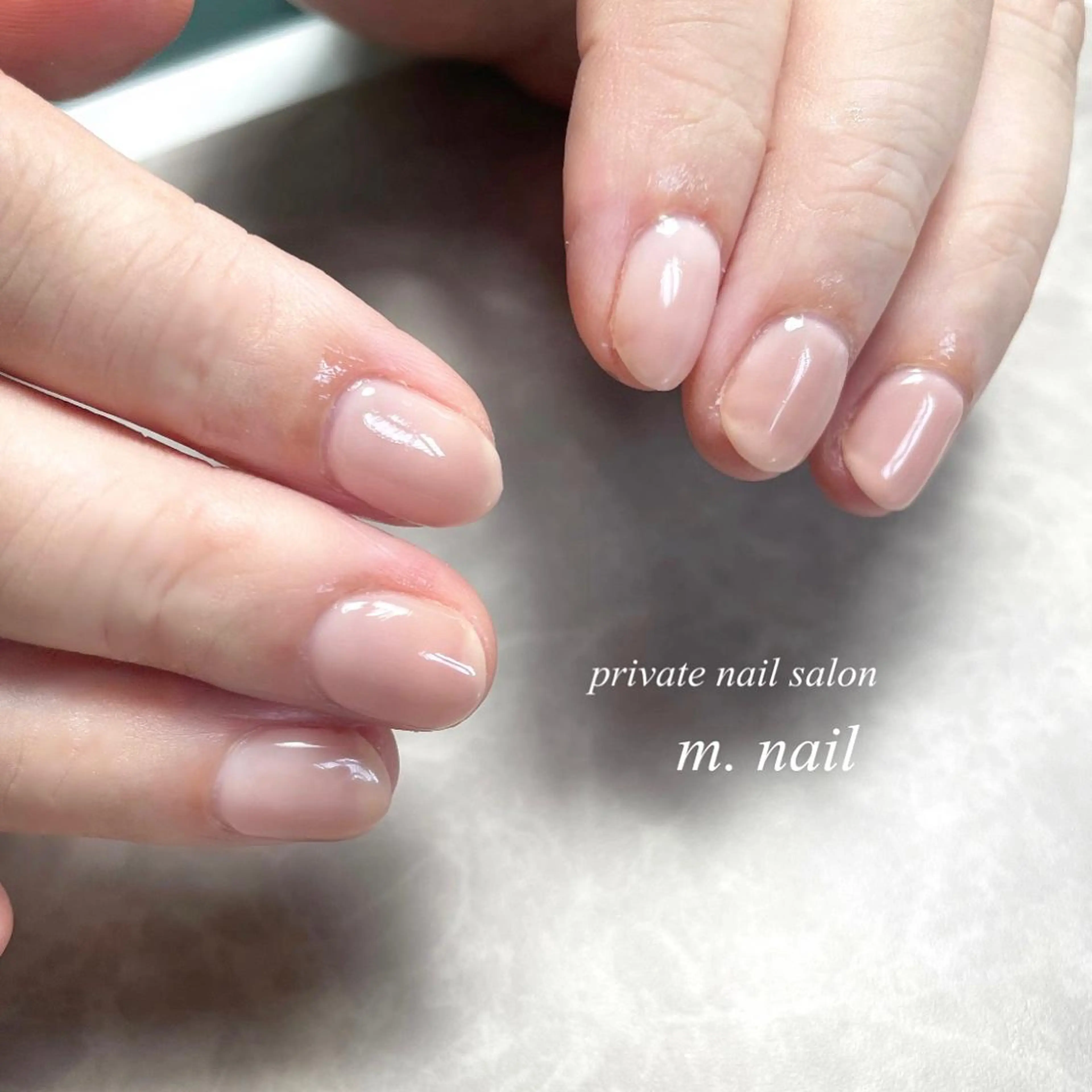 ネイル オフィスネイル ワンカラーネイル 夏ネイル ホワイト m.nail salonのネイルデザイン