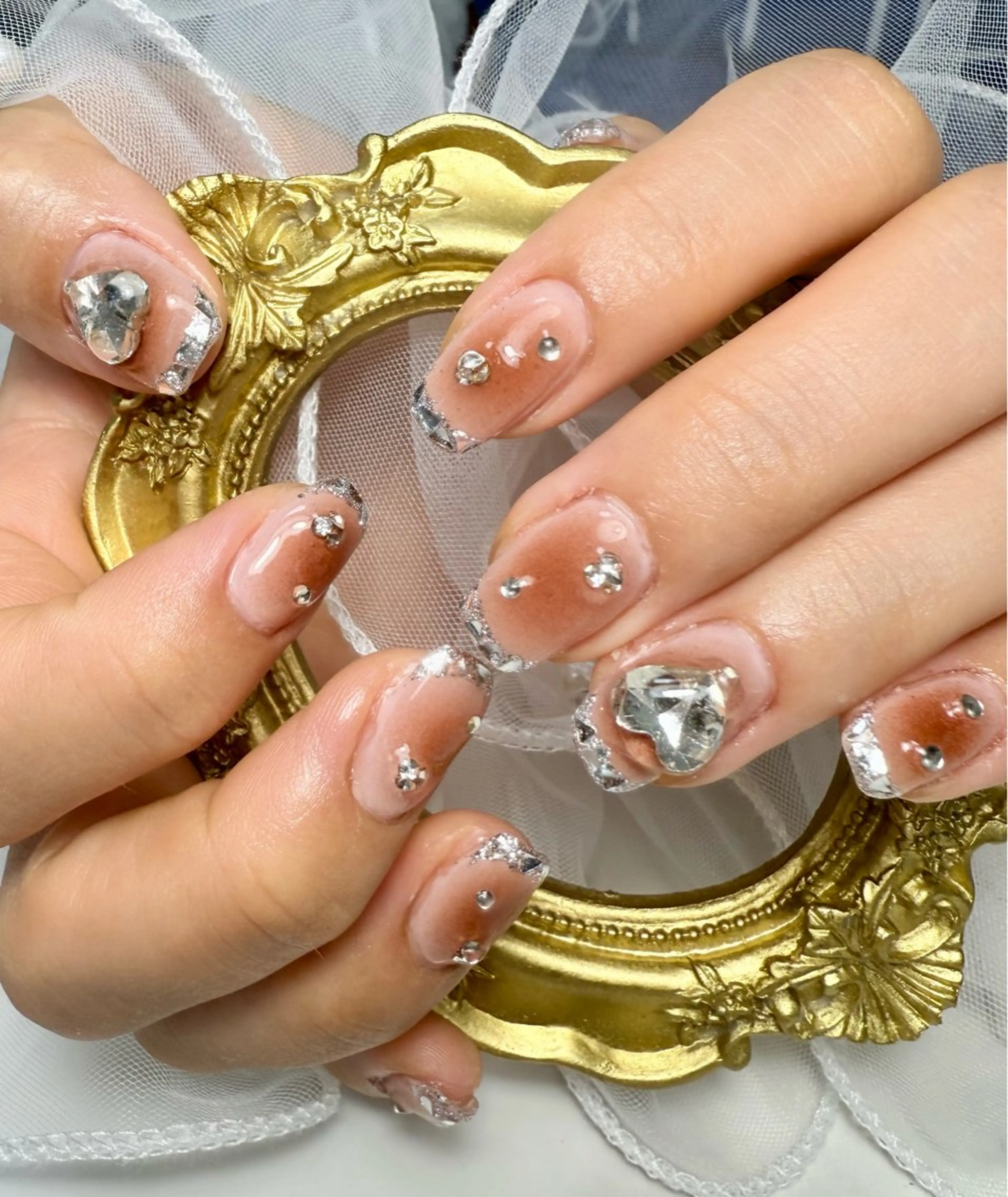 ネイル アートネイル フレンチネイル ガラスフレンチ 氷ネイル・うるうるネイル キラキラネイル M.N_ nailのネイルデザイン