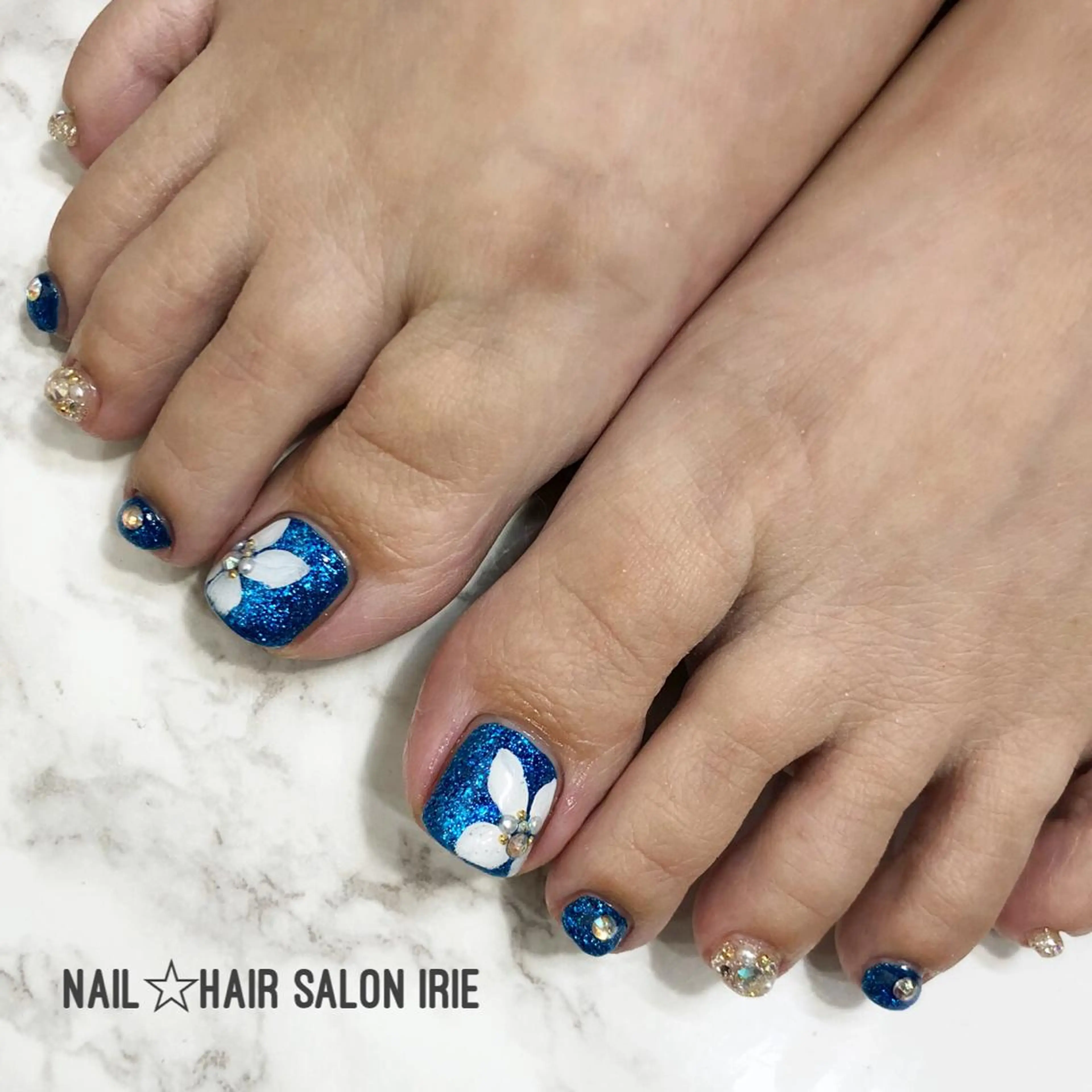 ネイル フットネイル Hair salon Irie所属・與儀 知佳のネイルデザイン