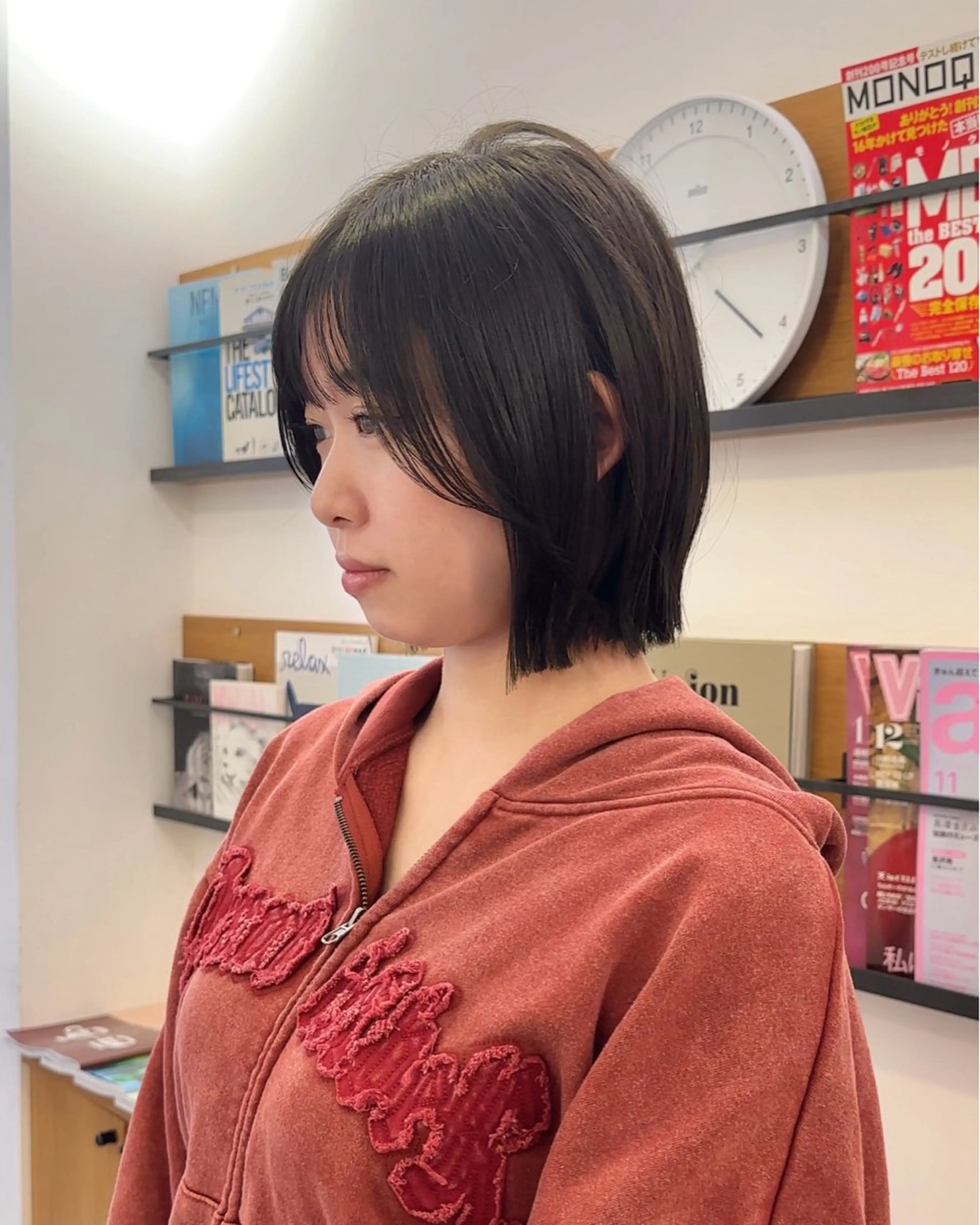 ショート カラー グレージュ オリーブグレージュ オリーブグレー ボブ カット ヘアカラー リンダ所属・ベージュ/ボブ /縮毛矯正/スズキのヘアスタイル