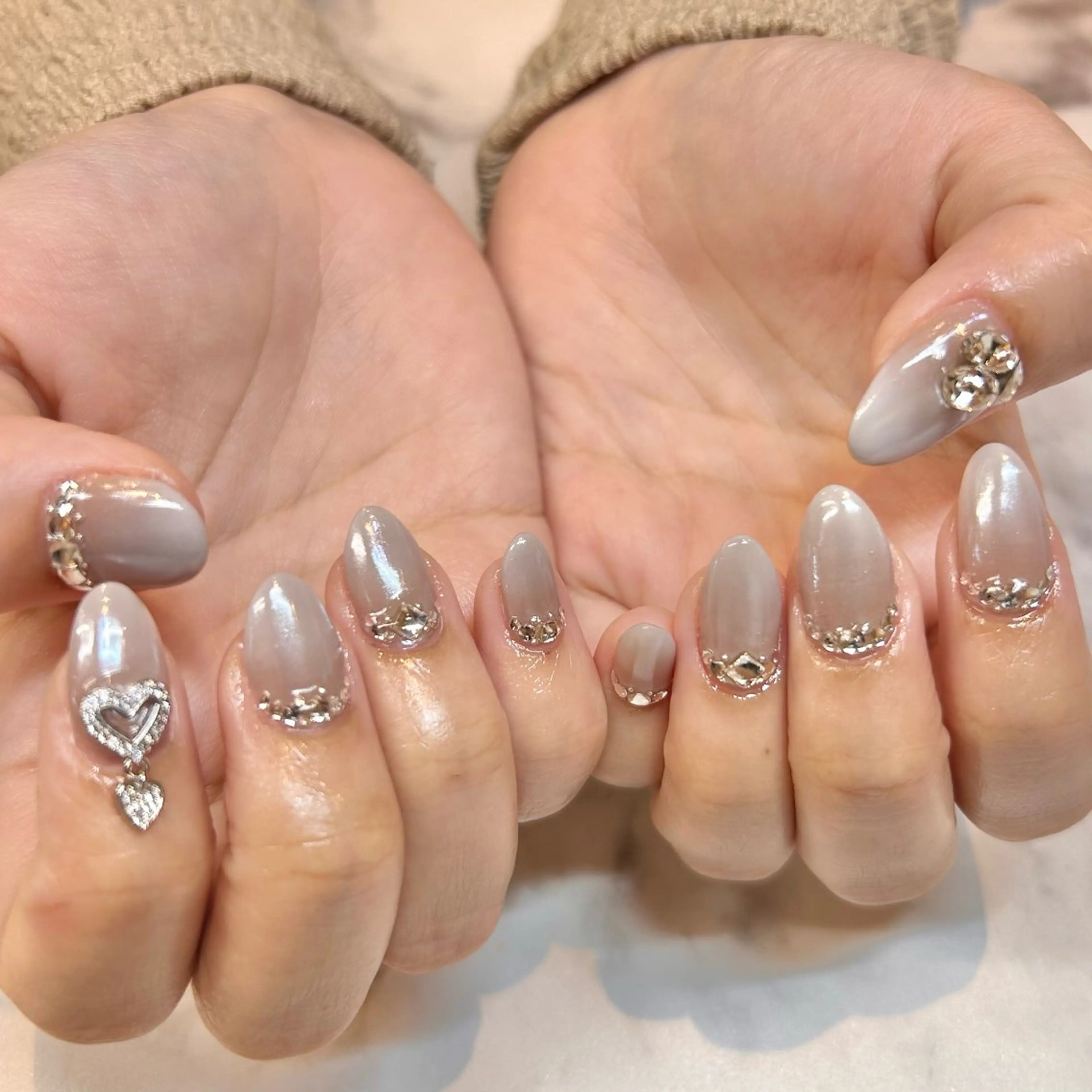 ネイル 持ち込み ハンドネイル Bianca栄店 みさと店長のネイルデザイン