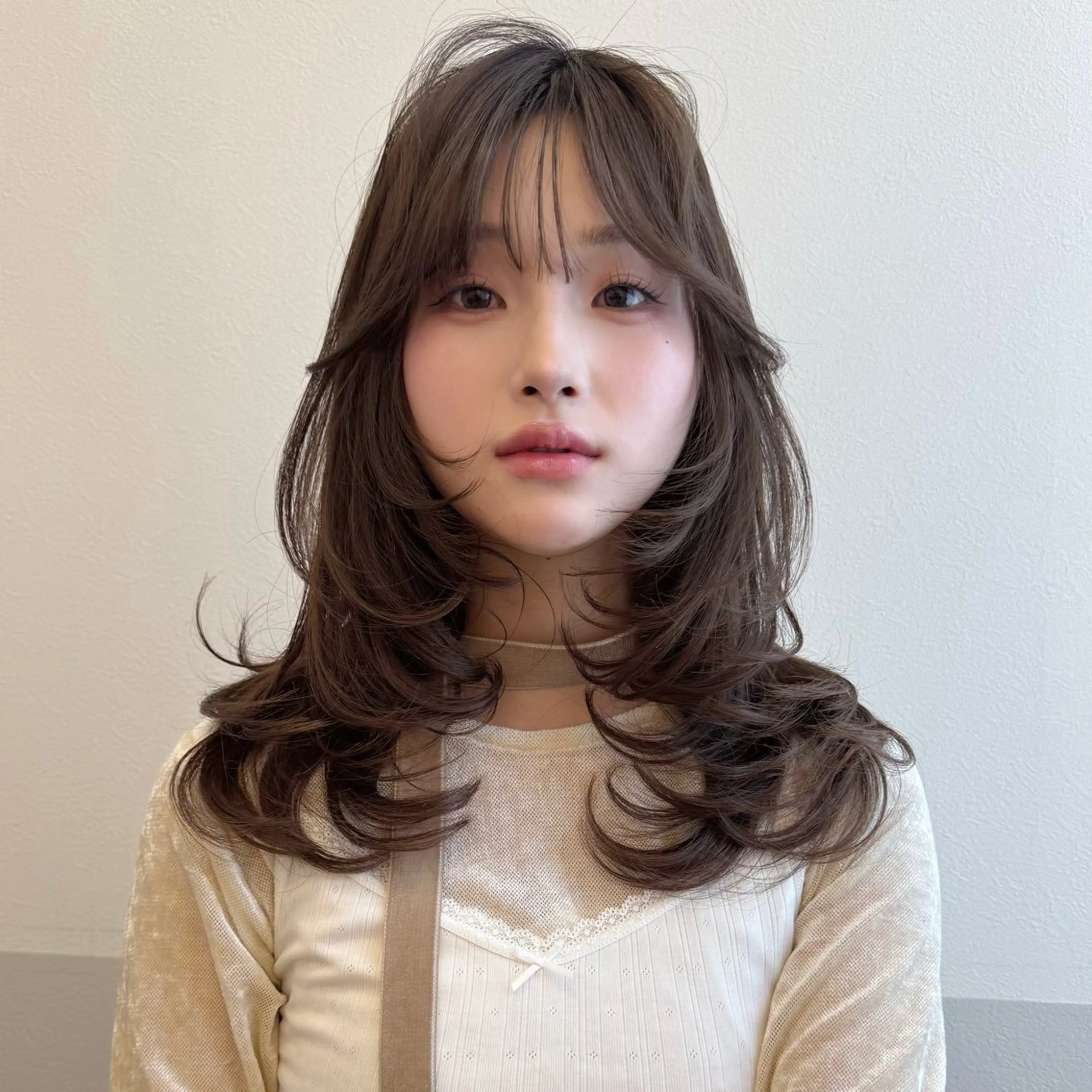 セミロング 韓国風ヘア レイヤーカット カット ヘアカラー EMANON国分寺所属・透明感🍨レイヤー ヘアセット/miyuのヘアスタイル