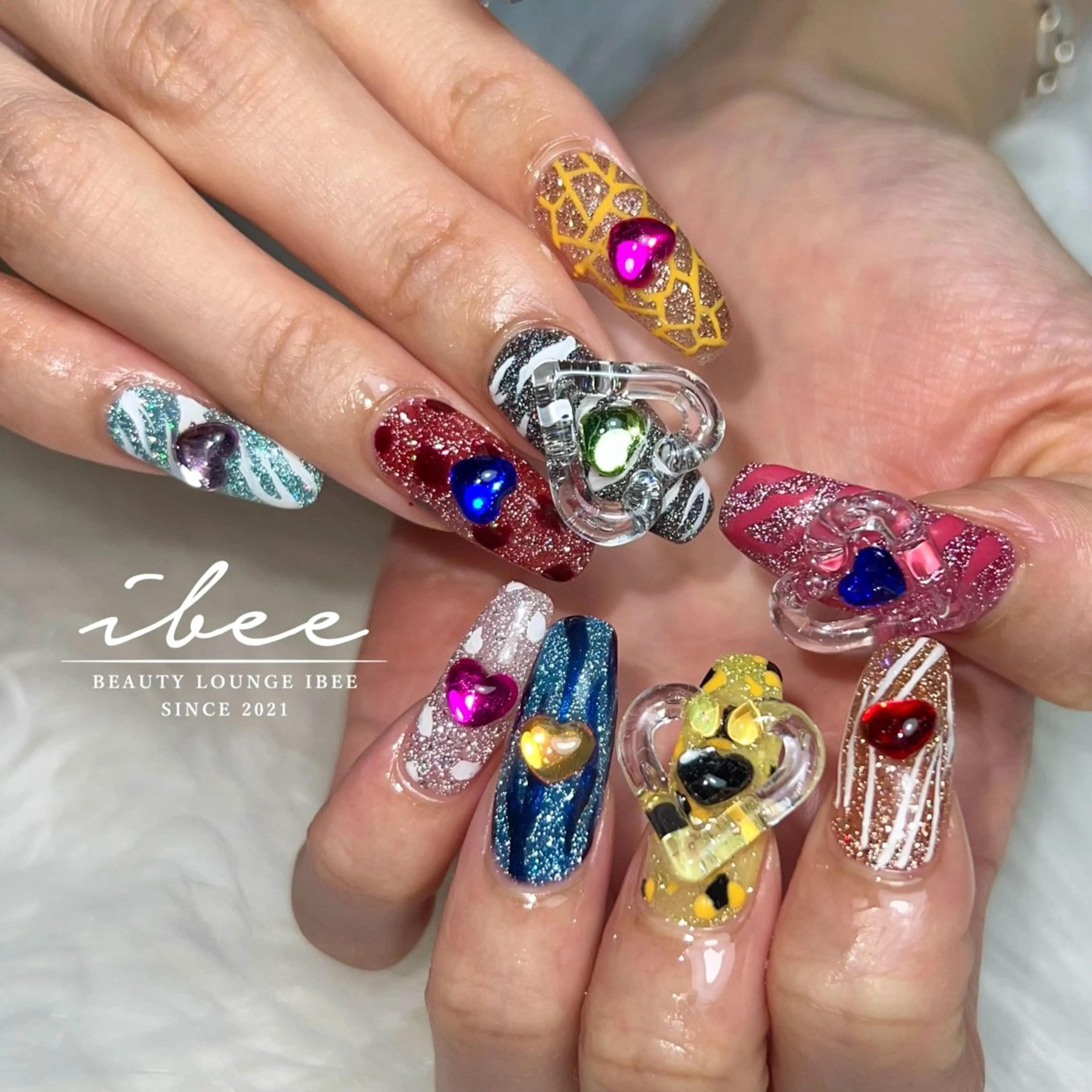ネイル ハンドネイル ibee nail 🤍yumiのネイルデザイン