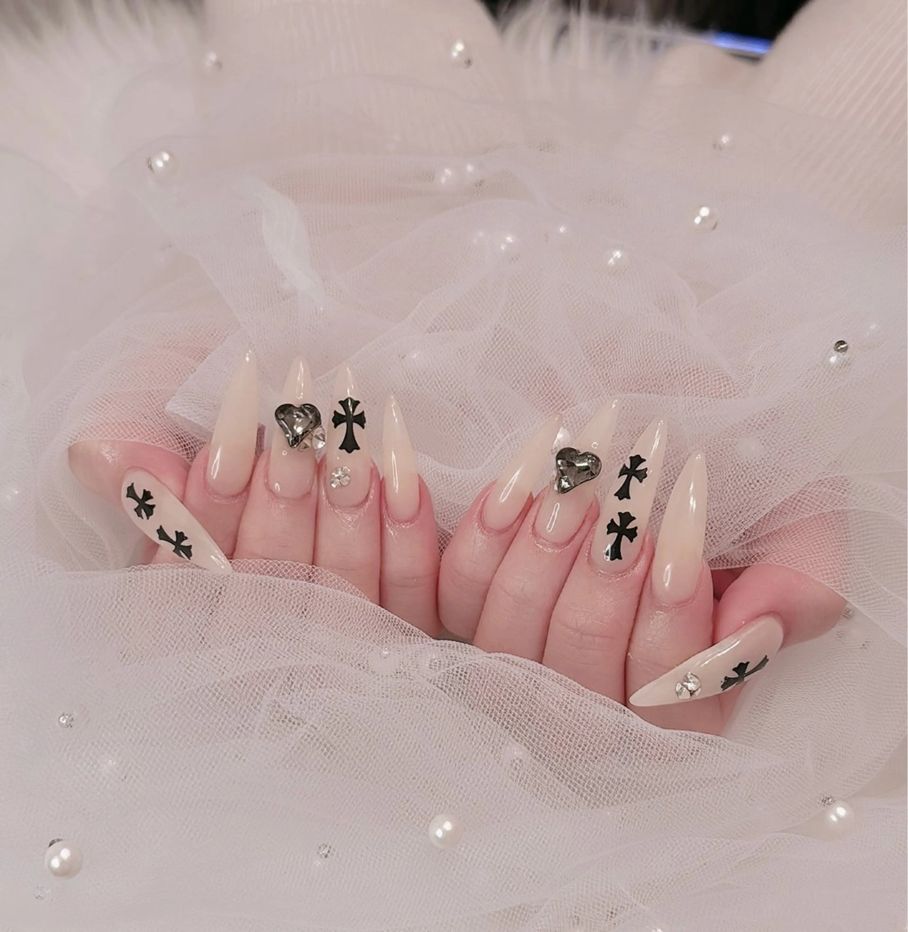 ネイル ハンドネイル ハンドケア Minéa nailのネイルデザイン