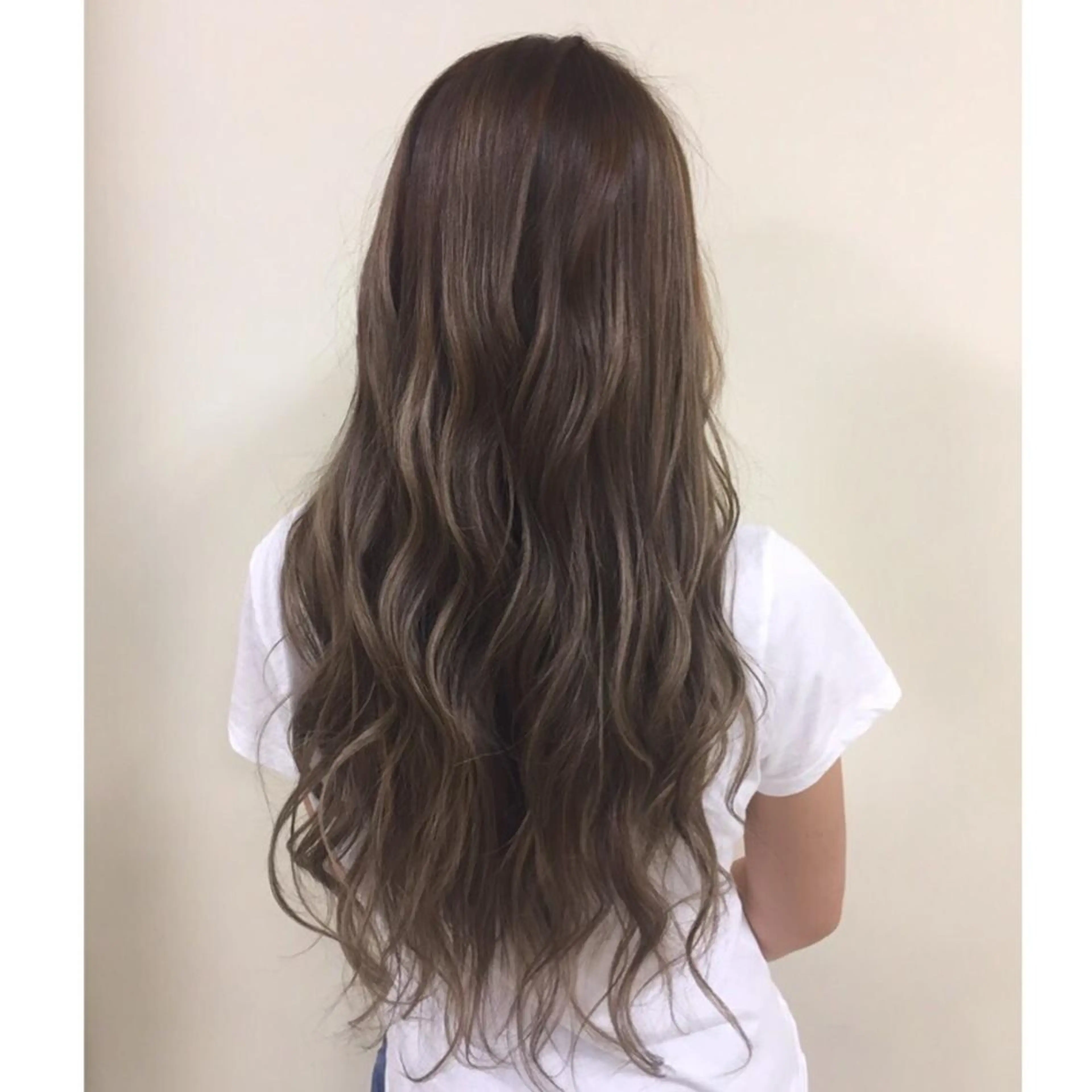 カラー 【.ico】心斎橋 飛田ゆうきのヘアスタイル