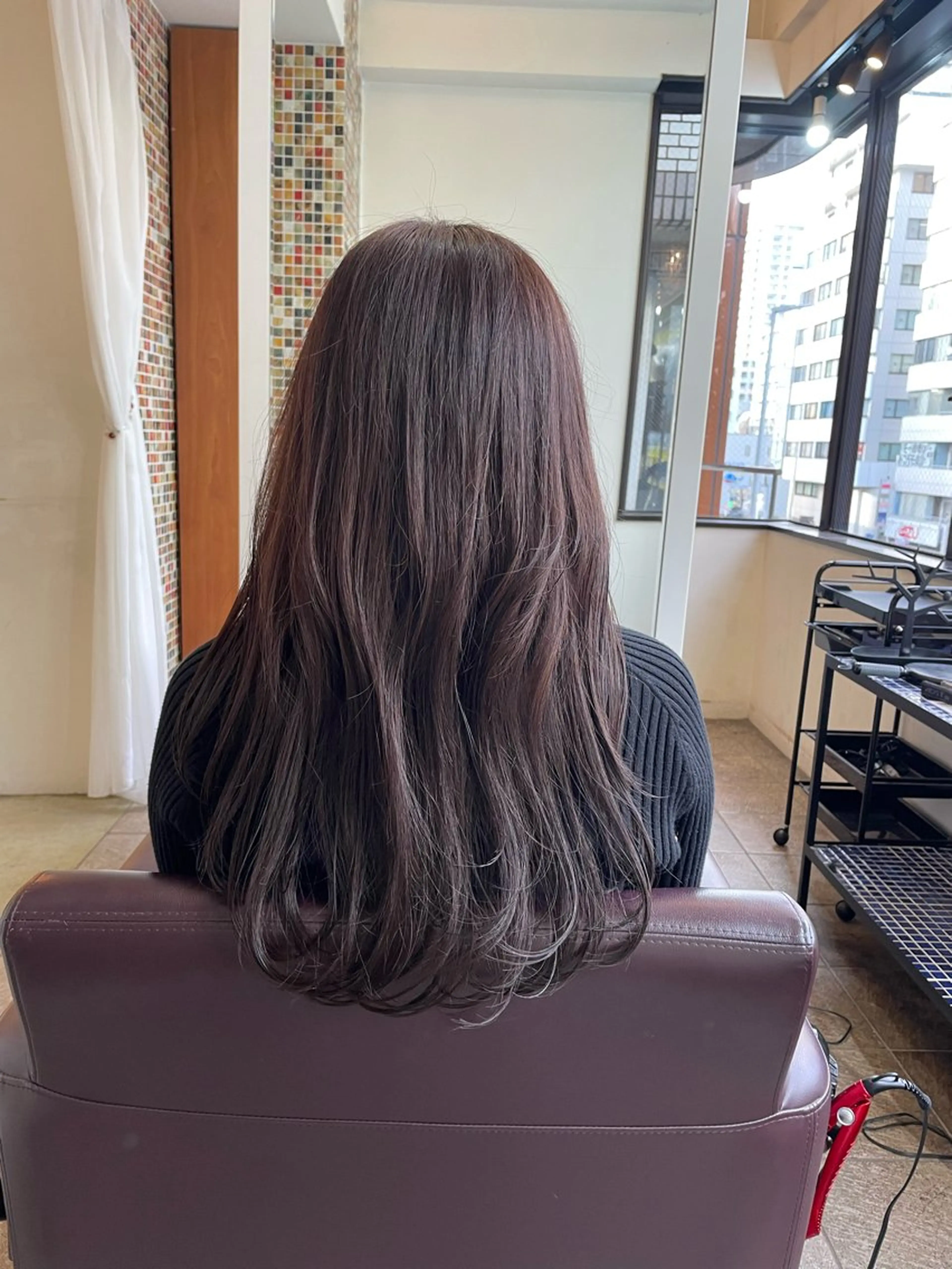 ロング チョコレートブラウン ヘアカラー トリートメント 🍒櫻井 優華🍒のヘアスタイル