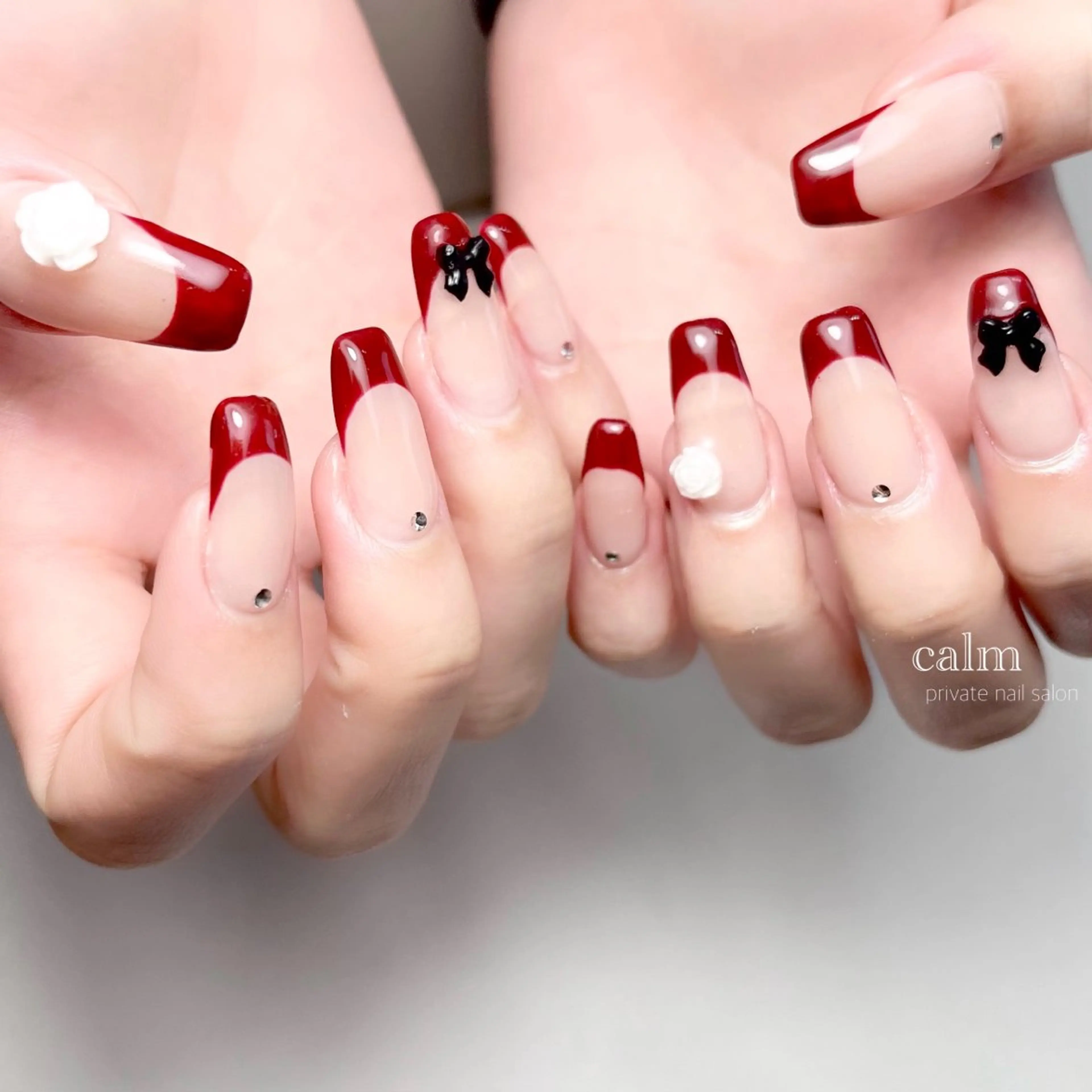 ネイル フレンチネイル ハンドネイル calm 〔ｶｰﾑ〕のネイルデザイン