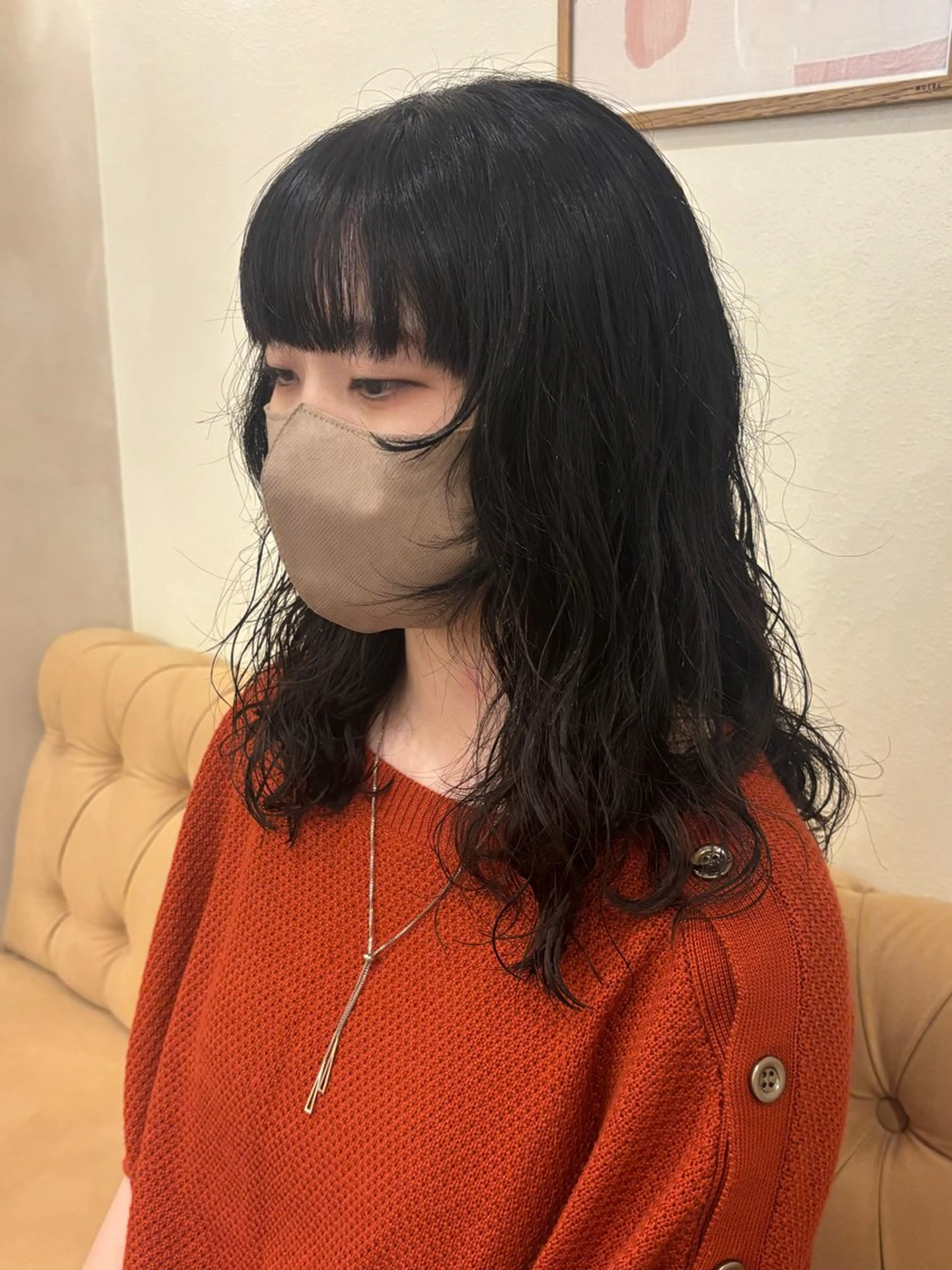 ミディアム パーマ 顔周りカット レイヤーカット カット パーマ シンバヒナノ/パーマ レイヤーカット/ボブのヘアスタイル