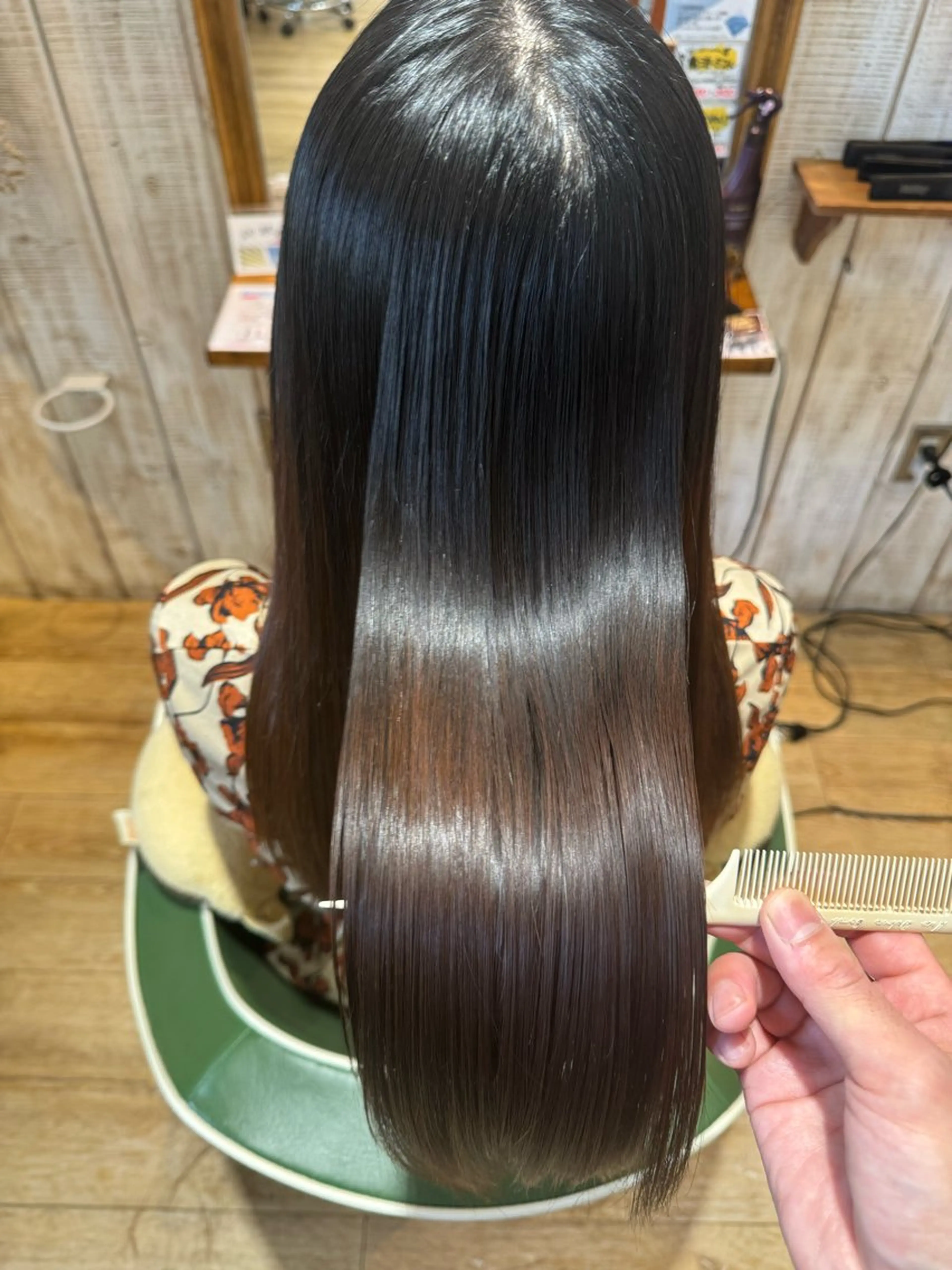 ロング カラー カット ヘアカラー トリートメント ICON所属・艶美髪マスター 店長✂︎YUKKEのヘアスタイル