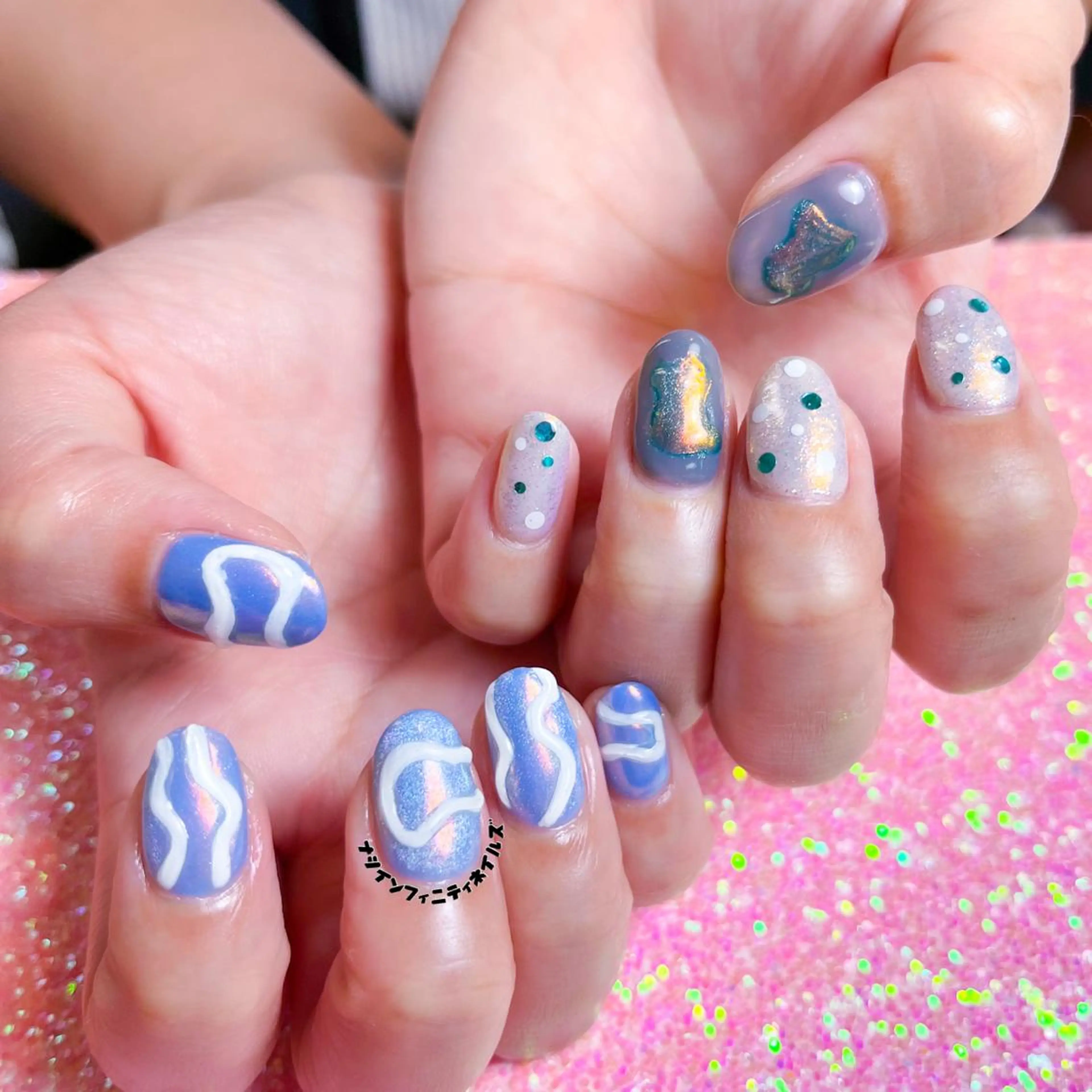 ネイル オーロラネイル 韓国ネイル 持ち込み ハンドネイル ハンドケア ナツインフィニティ ネイルズ(なつ)のネイルデザイン
