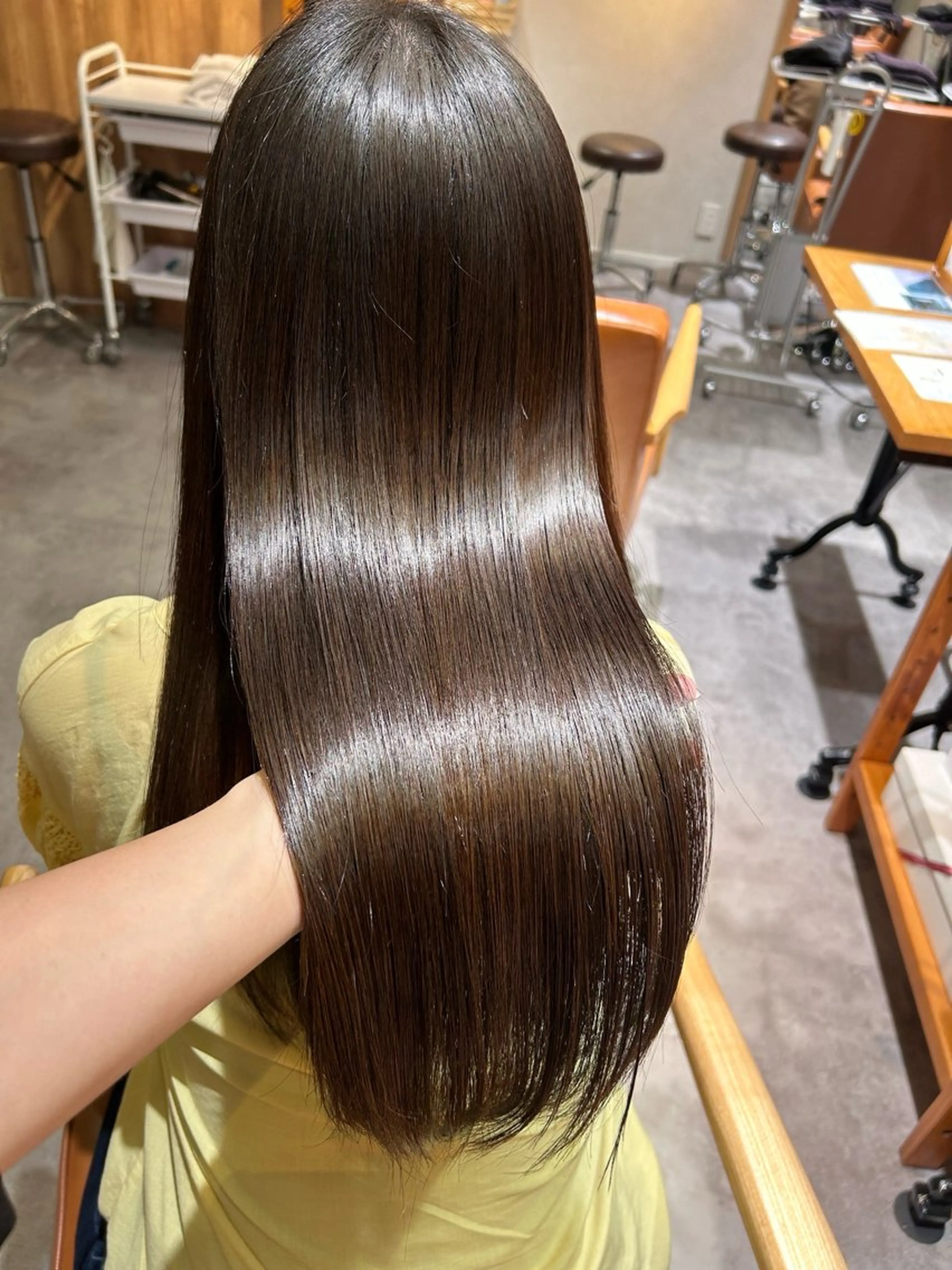 ロング カラー ベージュカラー 髪質改善 カット ヘアカラー 笠原 裕貴のヘアスタイル