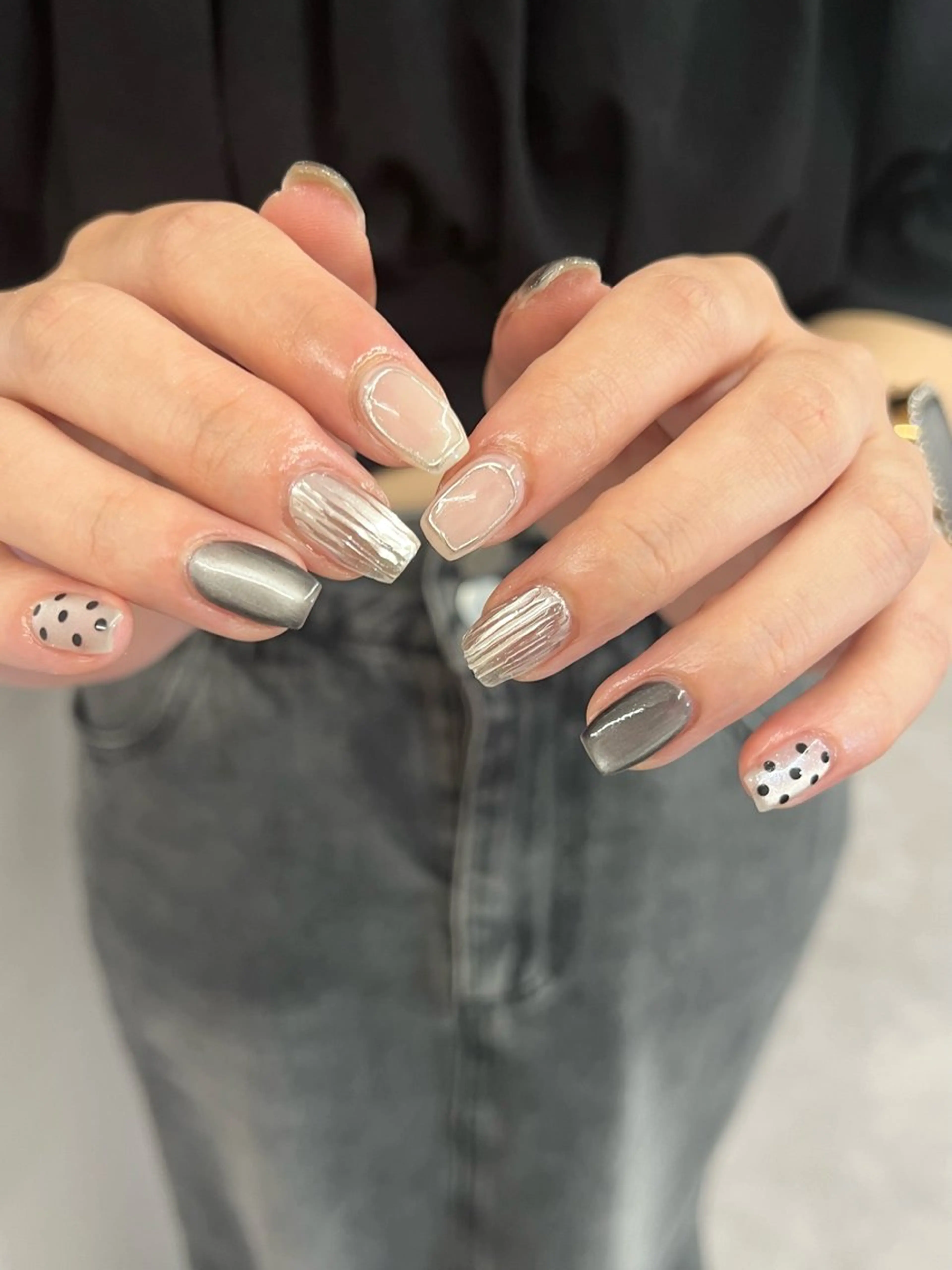 ネイル ドット ジェルネイル マグネットネイル ニュアンスネイル パラジェル ハンドネイル ハンドケア Bana_ Nailのネイルデザイン