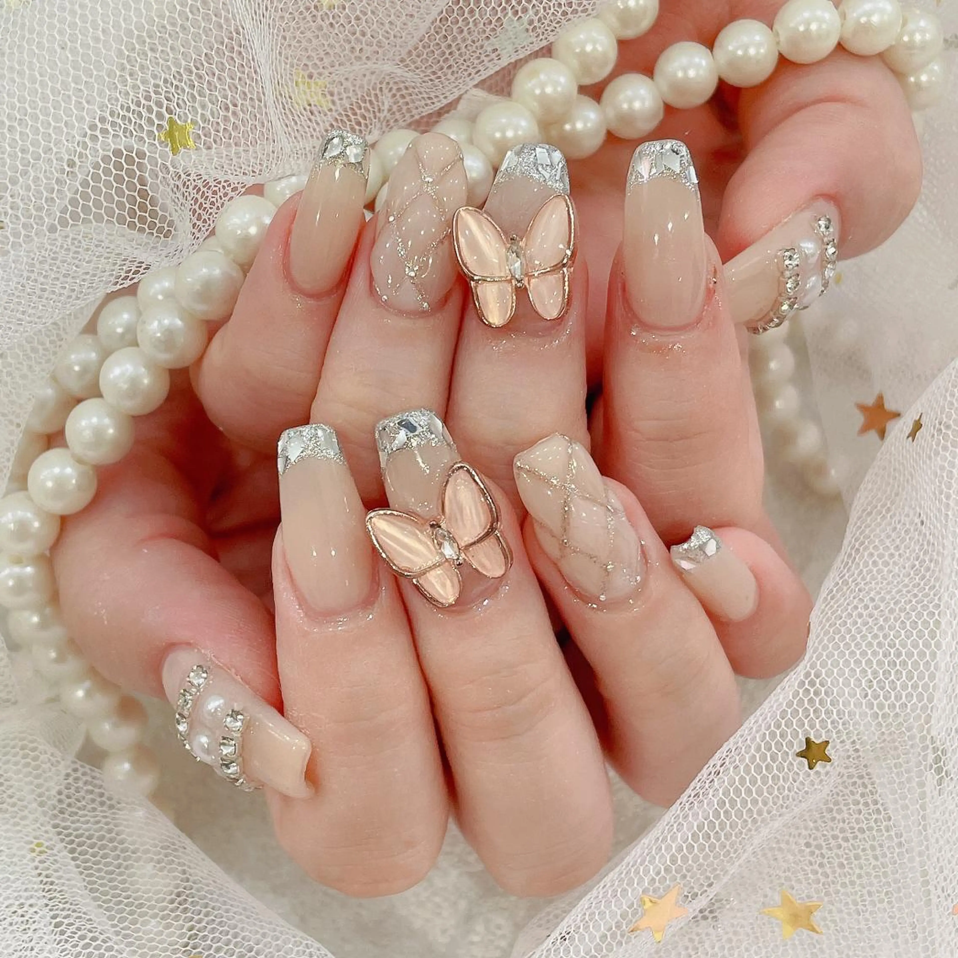 ミディアム ネイル ハンドネイル cho nailのネイルデザイン
