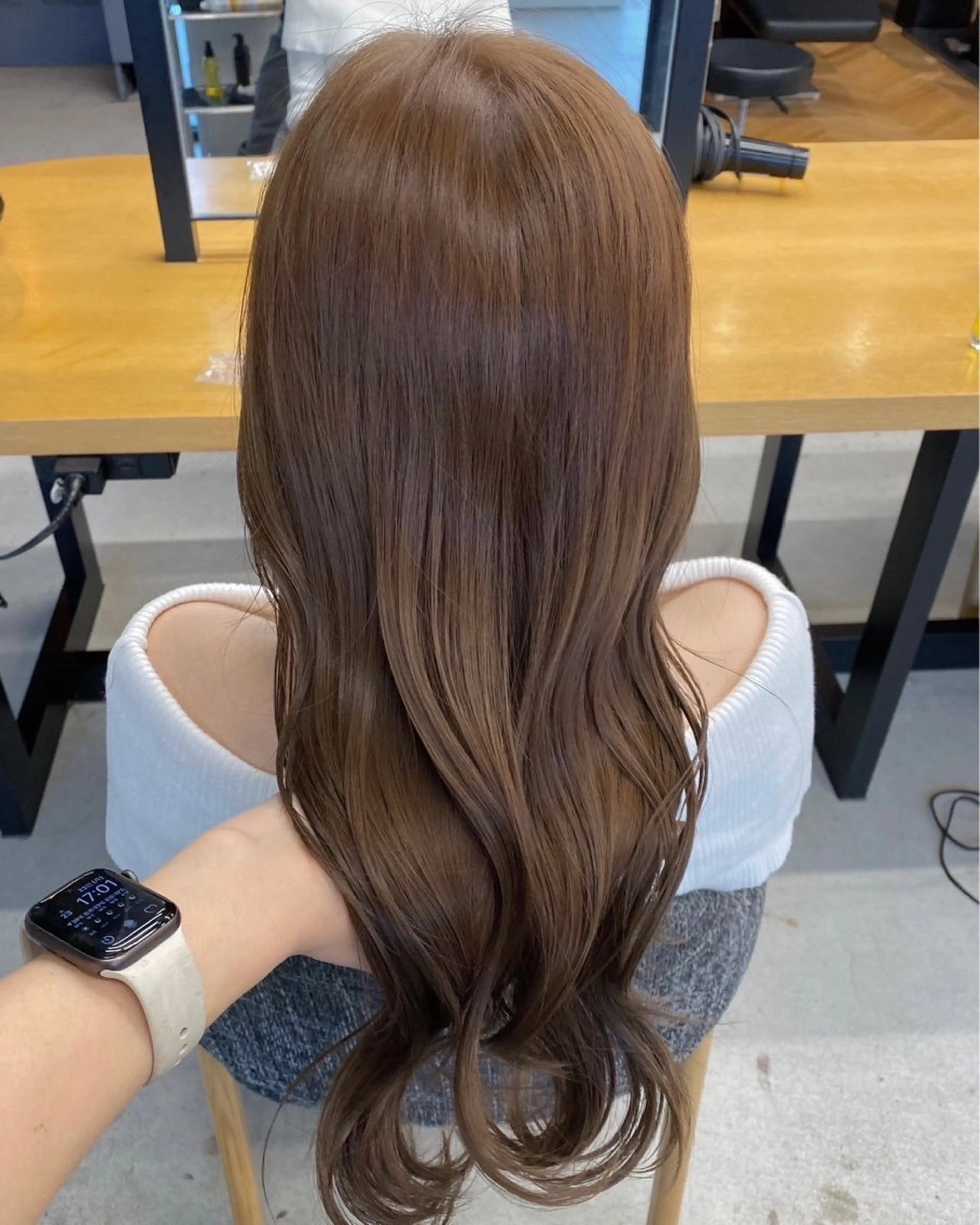 ミディアム カラー ベージュカラー ブリーチ ブラウンカラー チョコレートブラウン 透明感カラー ✨髪質改善 縮毛矯正 艶髪 立川 コウキ✨のヘアスタイル