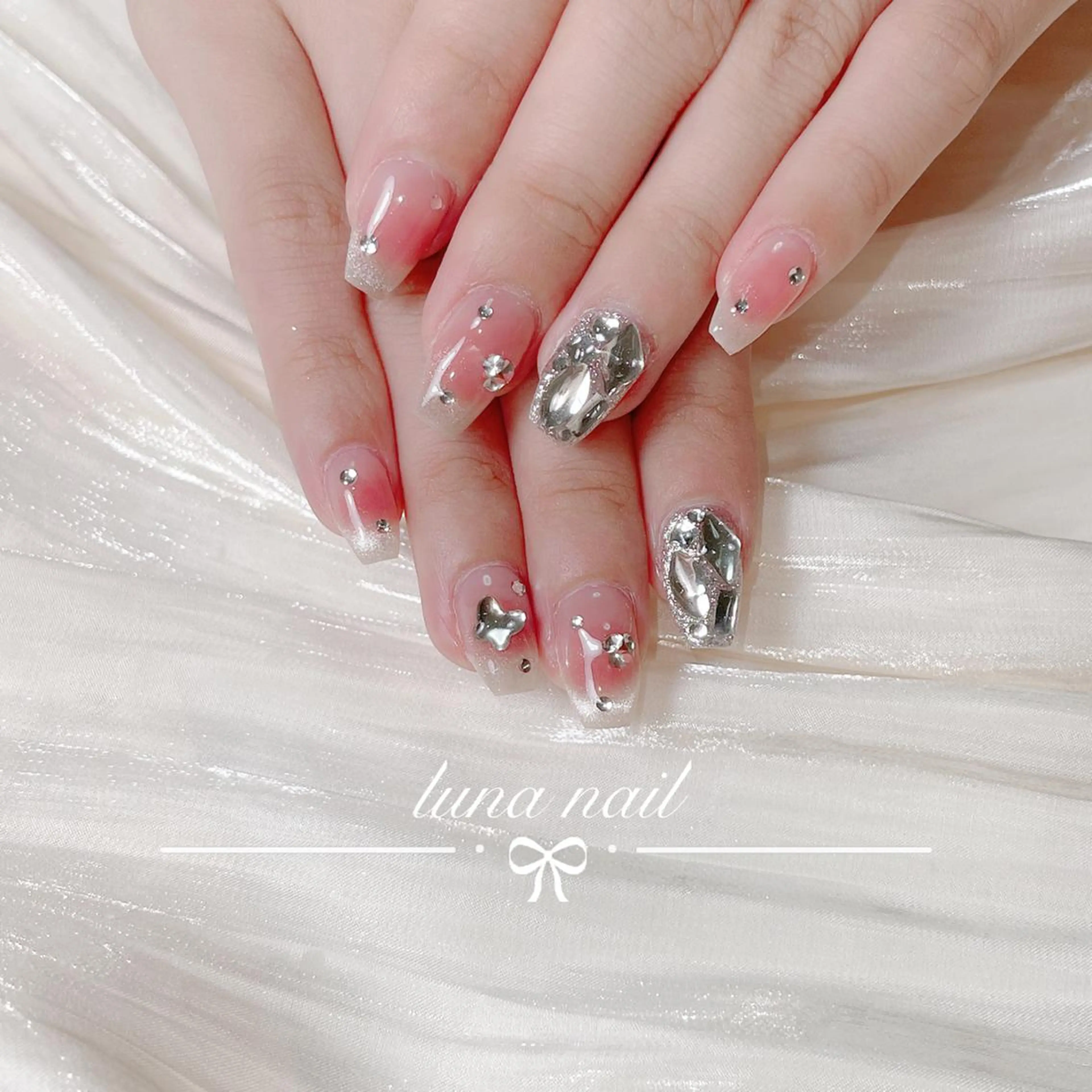 ネイル luna nail ＆eyelashのネイルデザイン