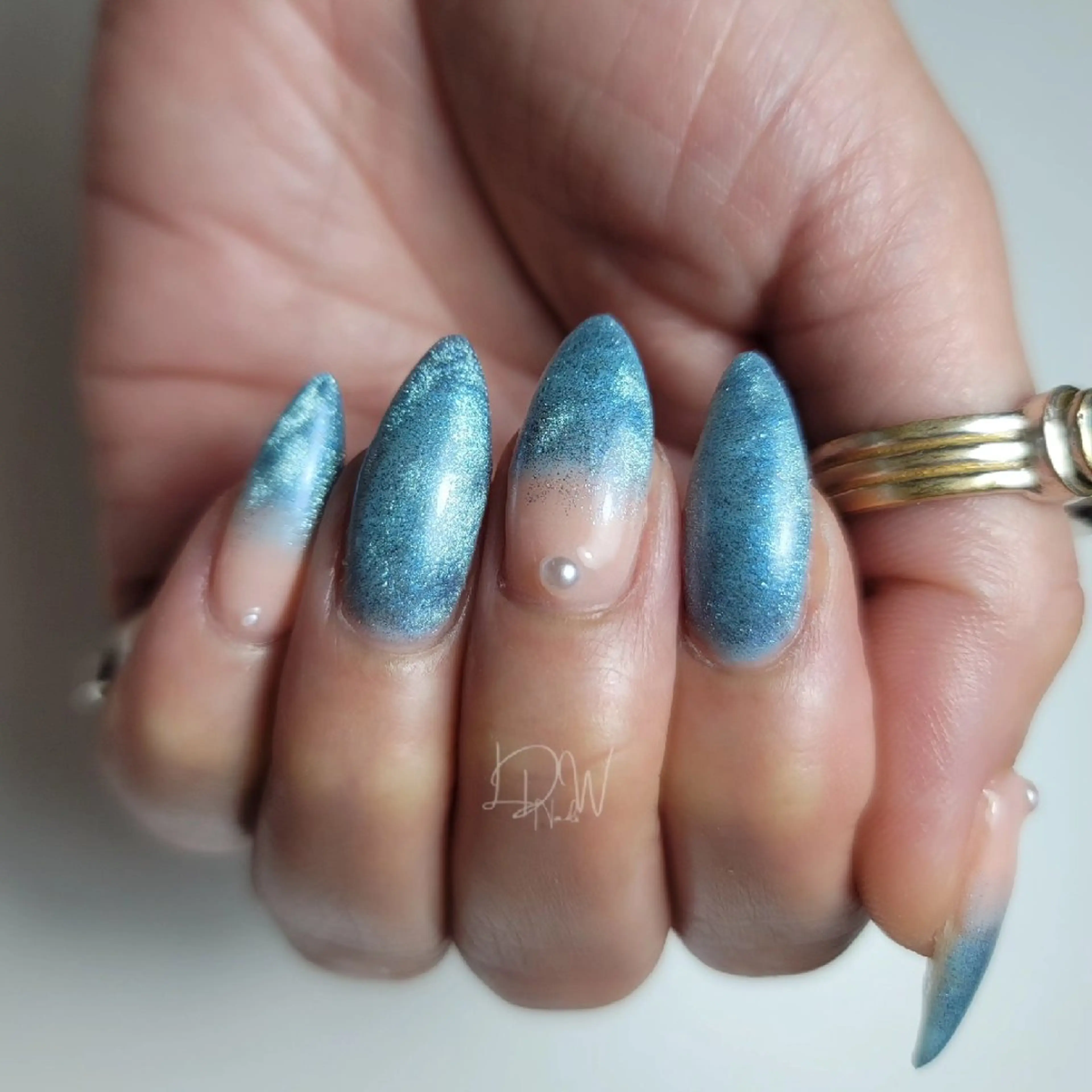ネイル ハンドネイル ハンドケア Nails_l.d.w所属・nails_ l.d.wのネイルデザイン