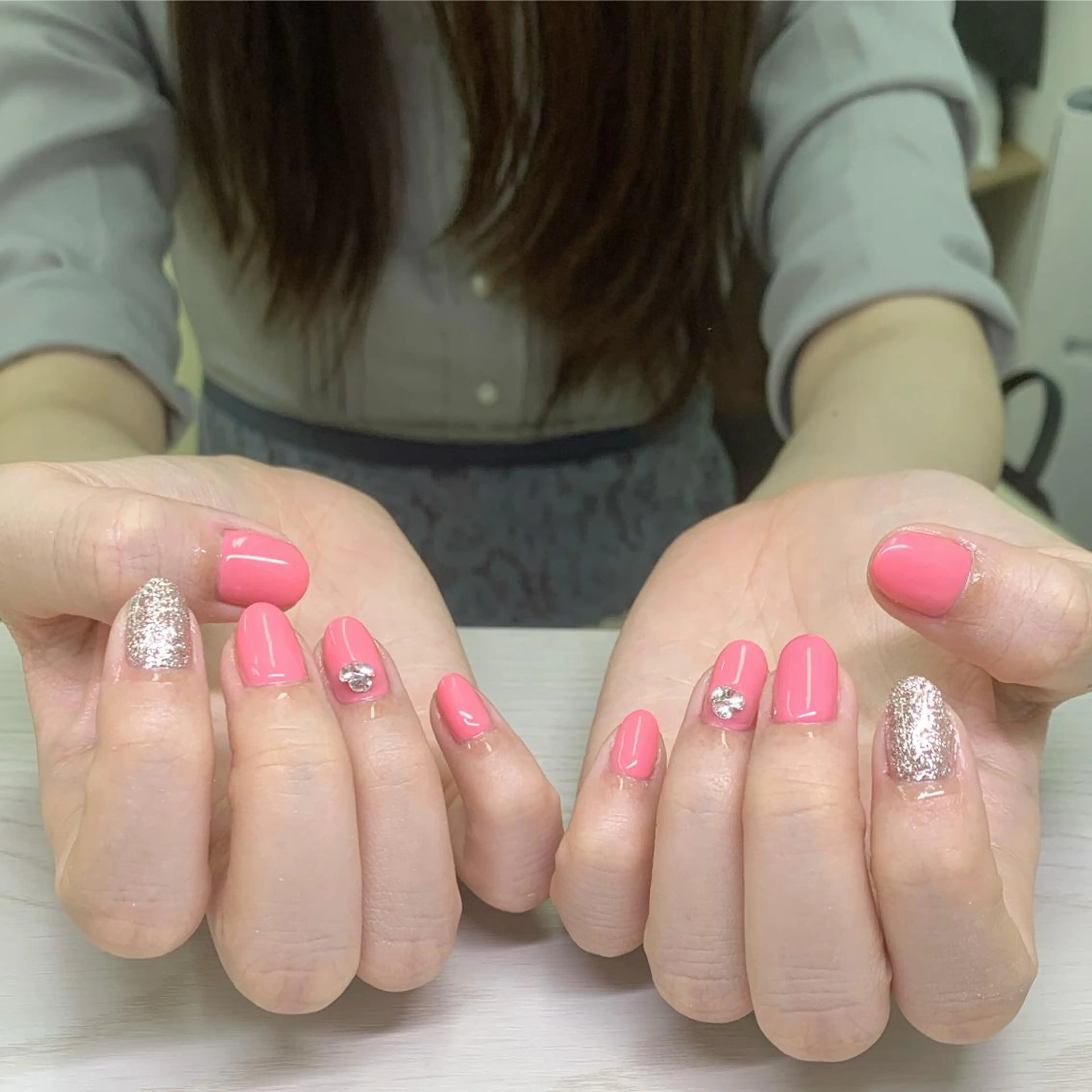 ネイル ラメ(グリッター) ピンク ネイリストKanon シェルウェリナ 船橋のネイルデザイン