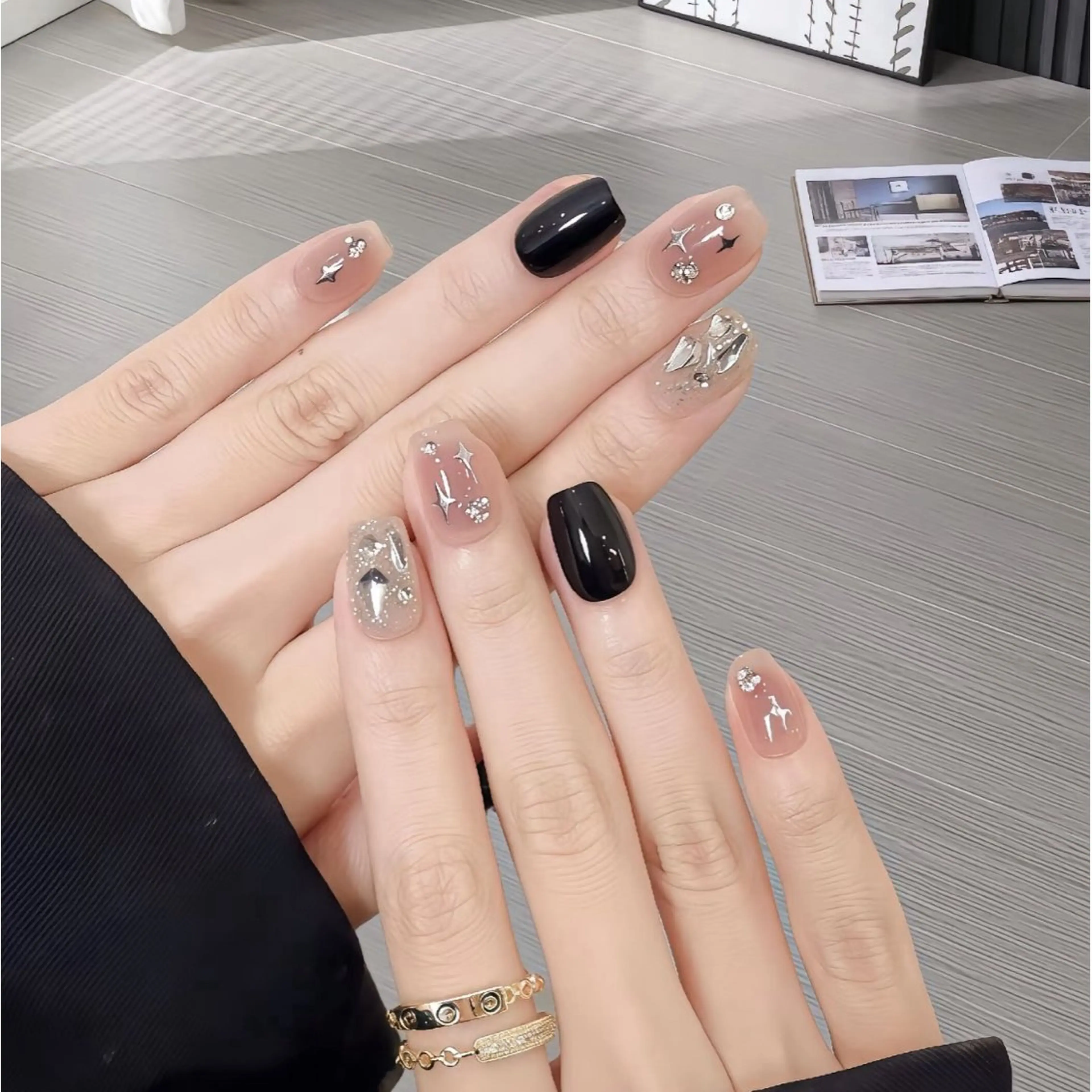 ネイル アートネイル チークネイル 成人式 長さ出し フットネイル ハンドネイル フットネイル ハンドケア YK Rinのネイルデザイン