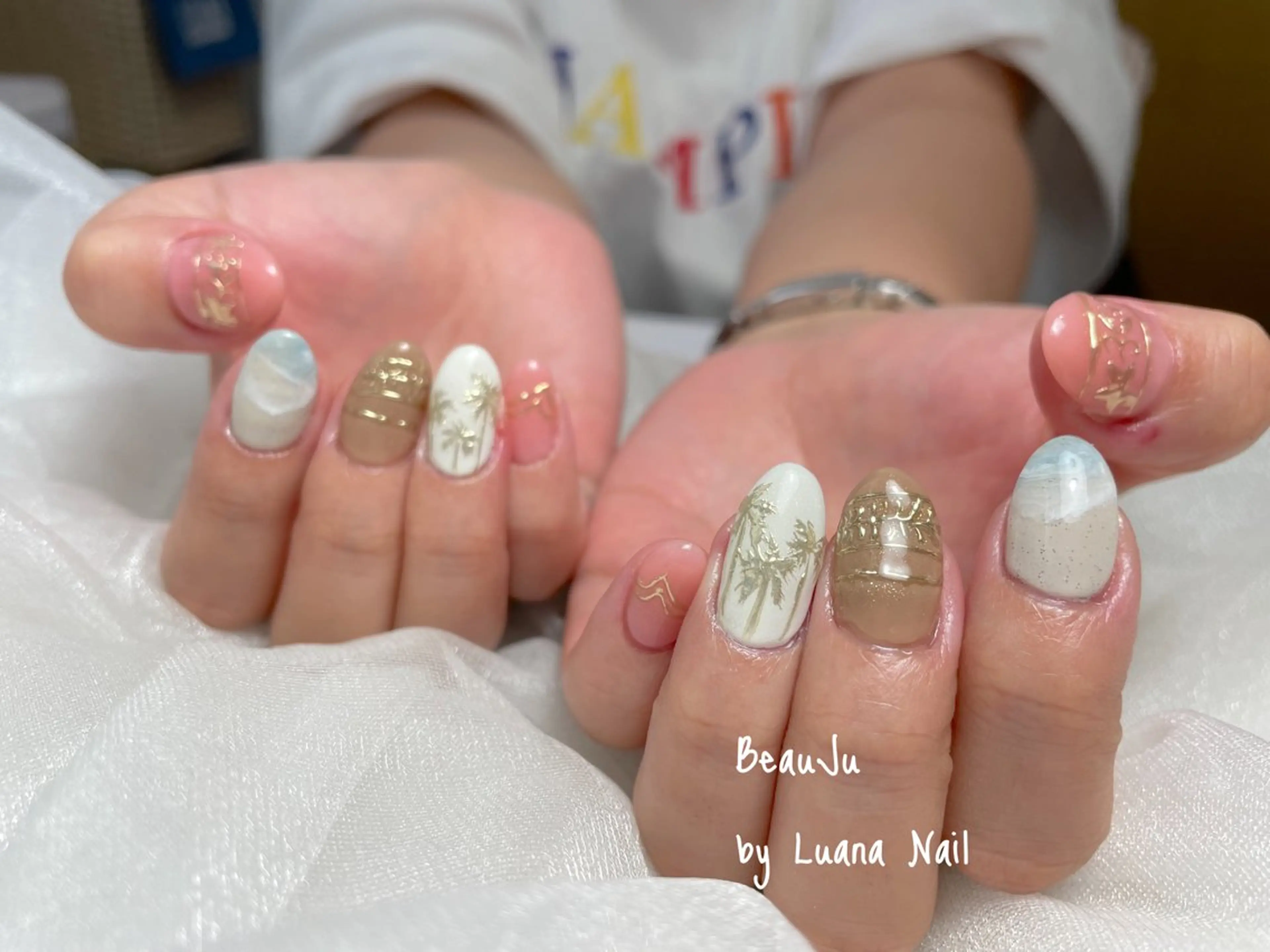 ネイル ミラーネイル ハンドネイル BeauJu by Luana Nail所属・BeauJu by Luana Nailのネイルデザイン