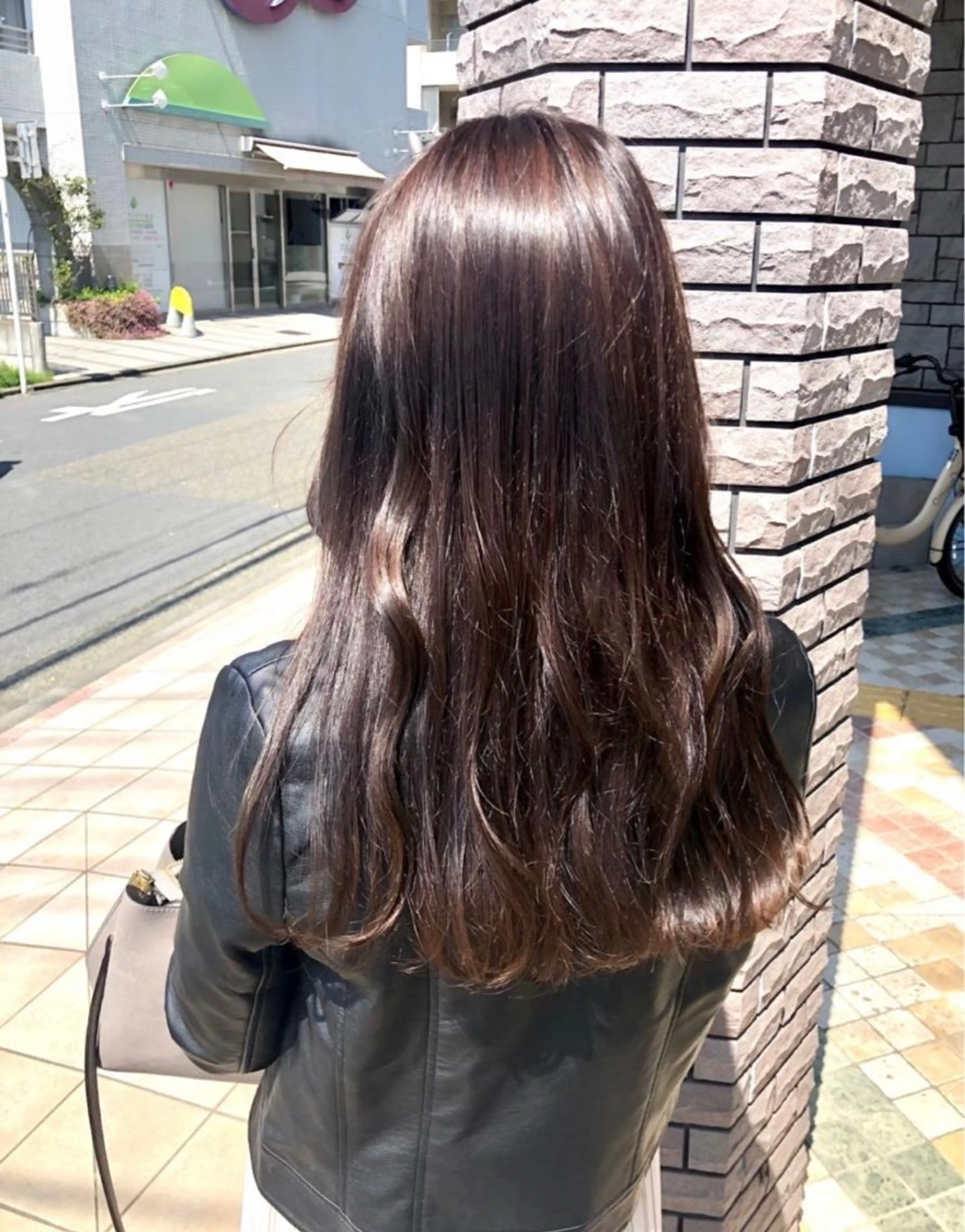 ミディアム La fith hair rond 立川店所属・kyosuke. 艶カラー/ブリーチのヘアスタイル