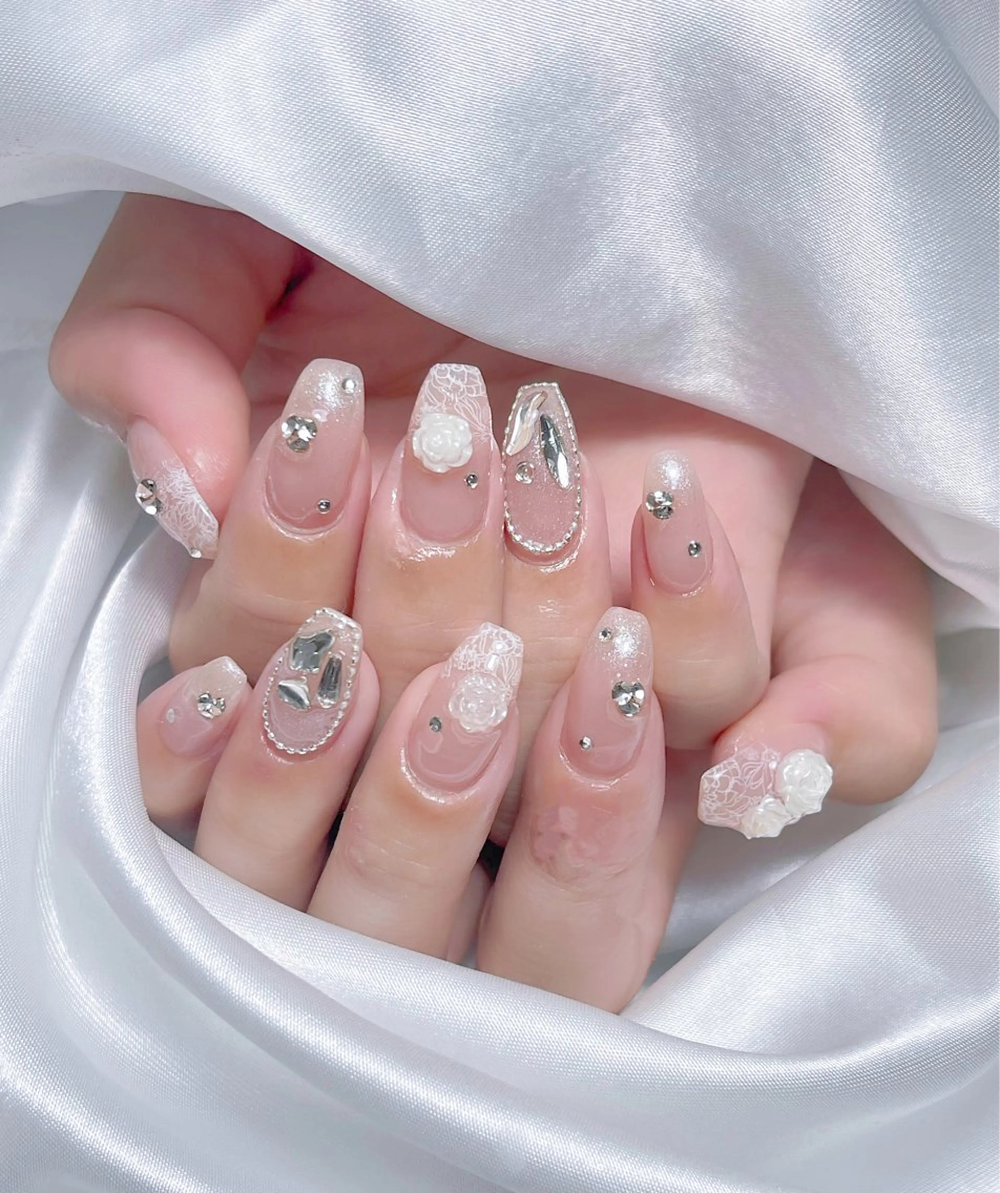 ネイル ハンドネイル LEELA NAIL STUDIO所属・LEELA NAIL STUDIOのネイルデザイン