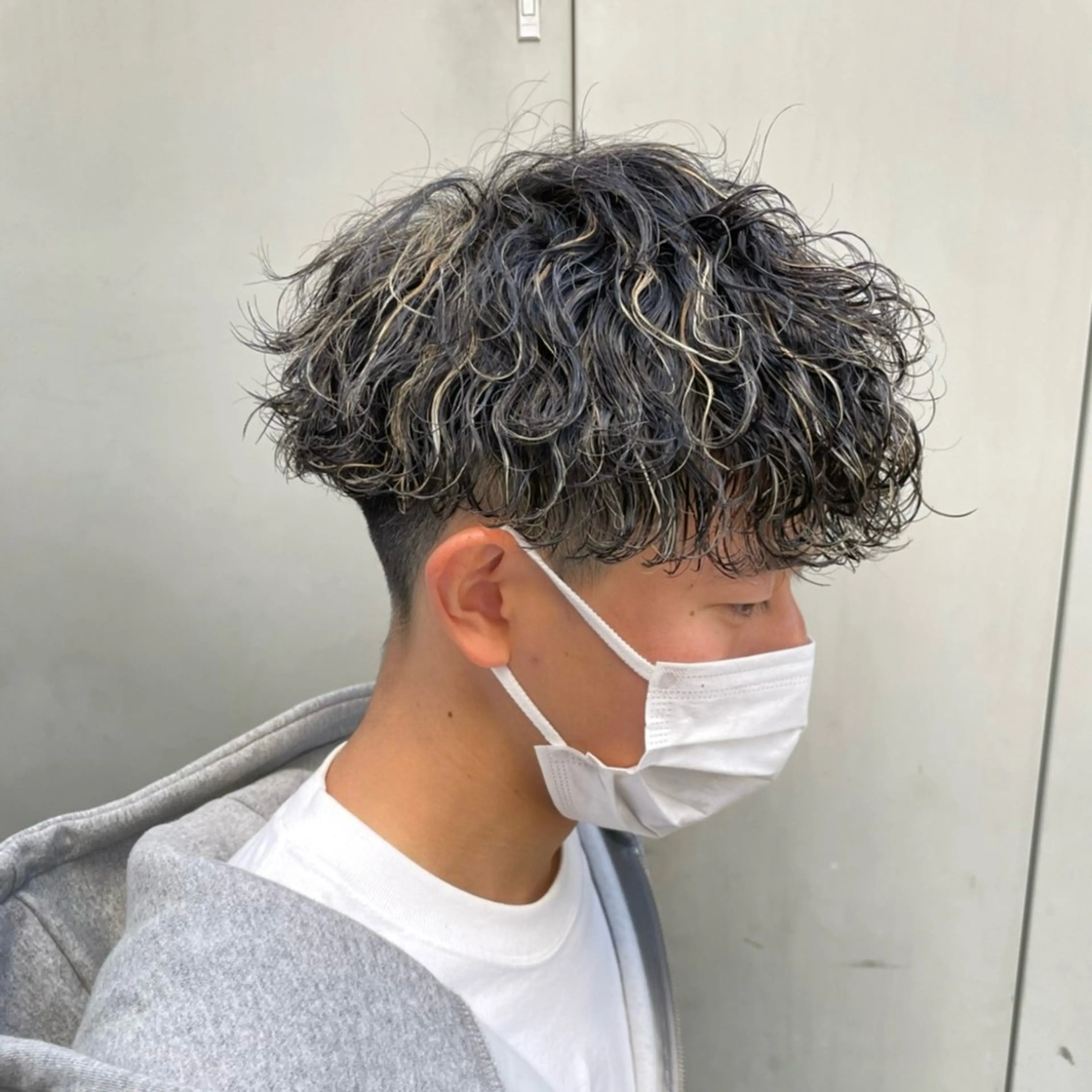 カラー メンズ カット ヘアカラー ヘアセット メンズ特化 🌟YURA🌟のヘアスタイル