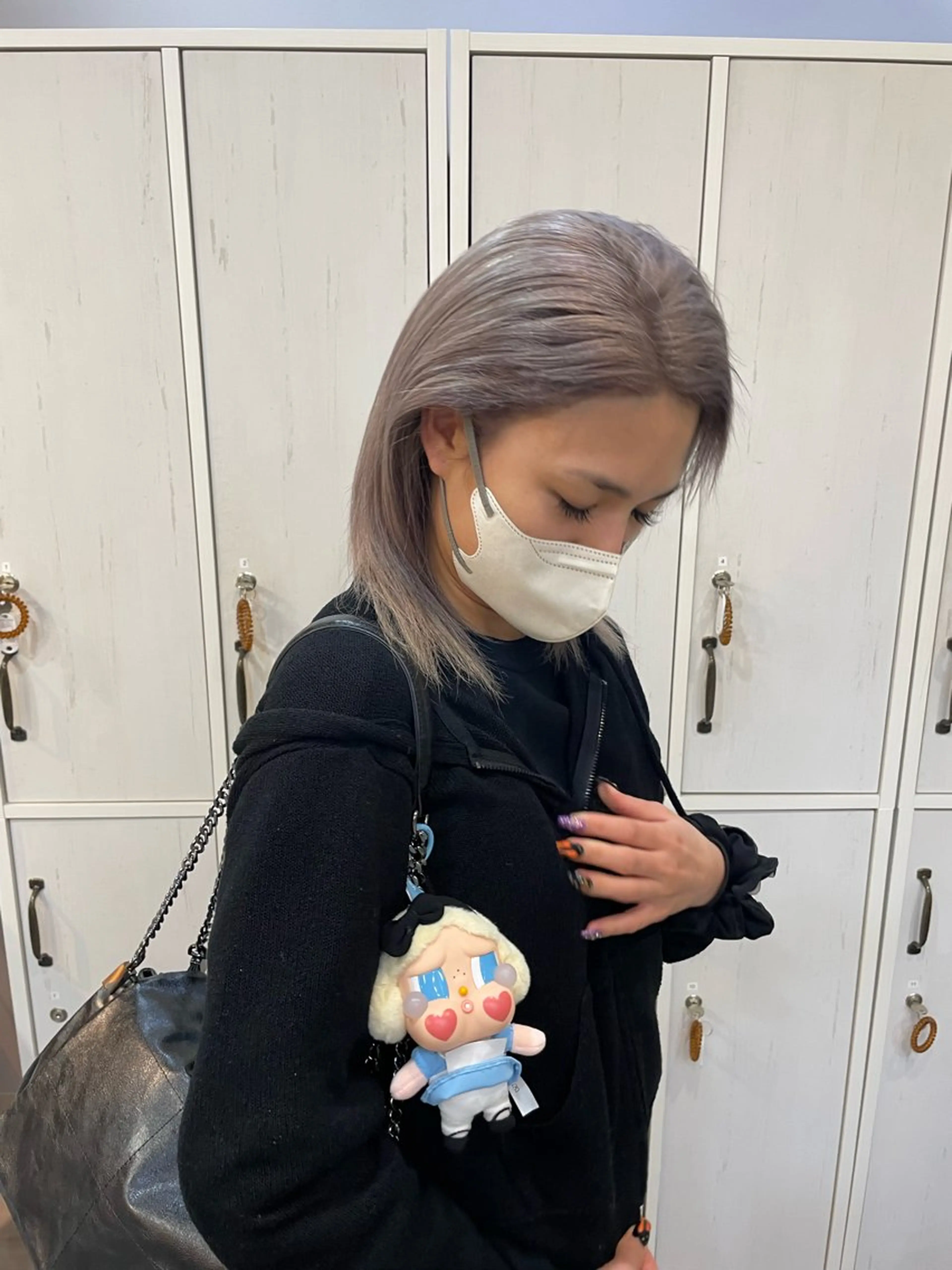 ミディアム カラー 浅沼 花奈のヘアスタイル