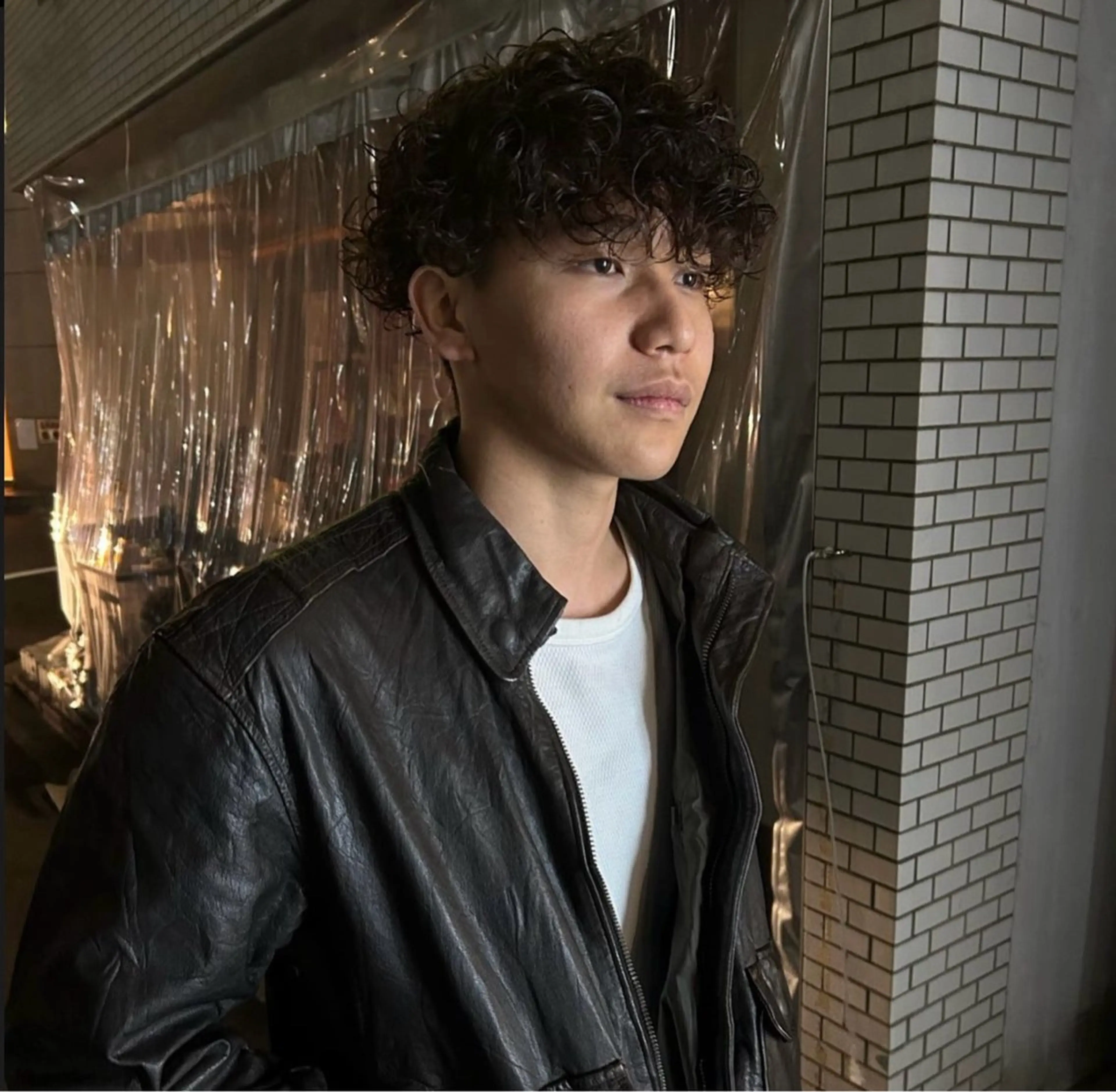 ショート カラー パーマ メンズ キッズ メンズパーマ プードルパーマ プードルパーマ 栄💗メンズパーマ| ハイトーン|haruのヘアスタイル