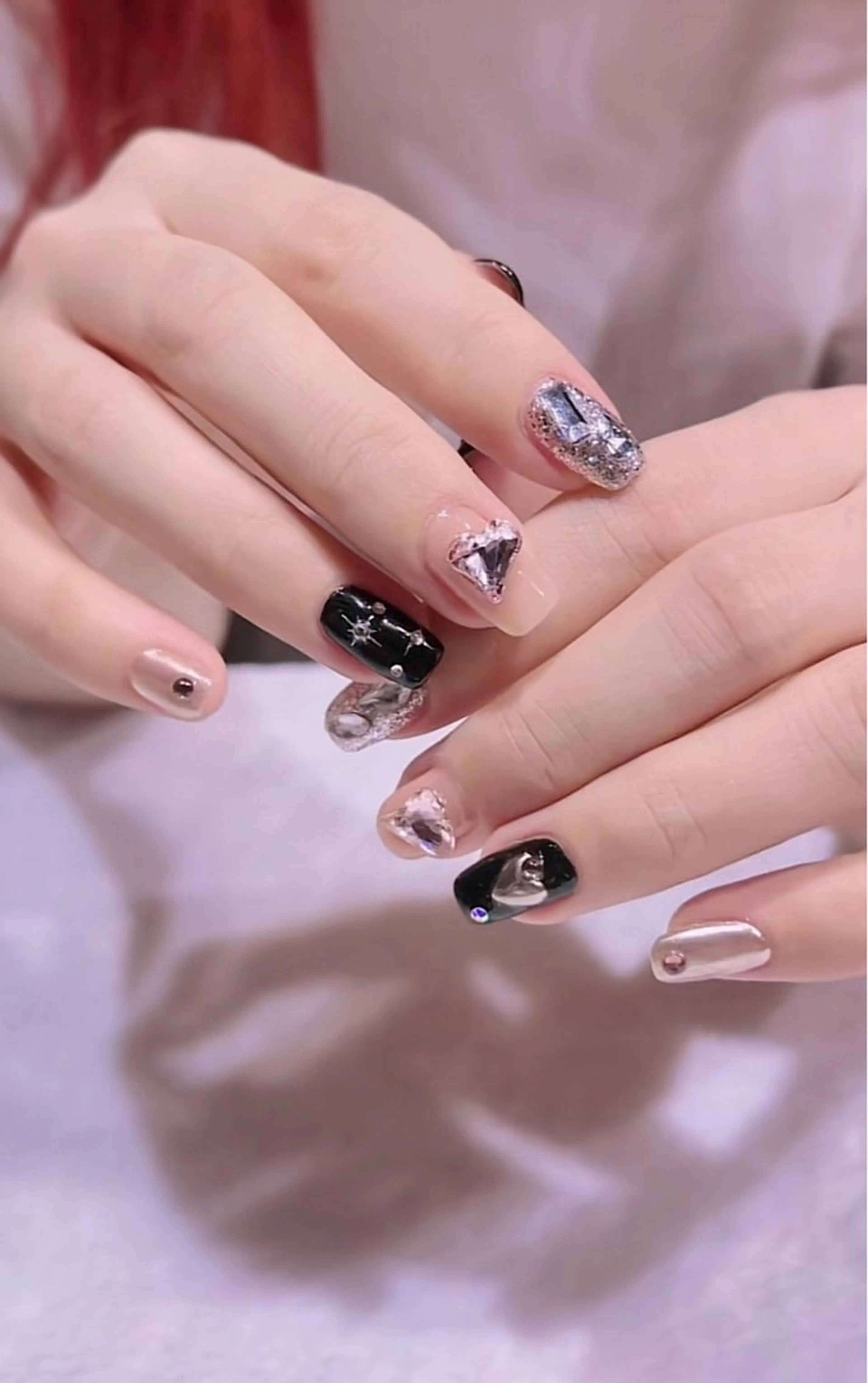 ミディアム 28nails -hangのネイルデザイン