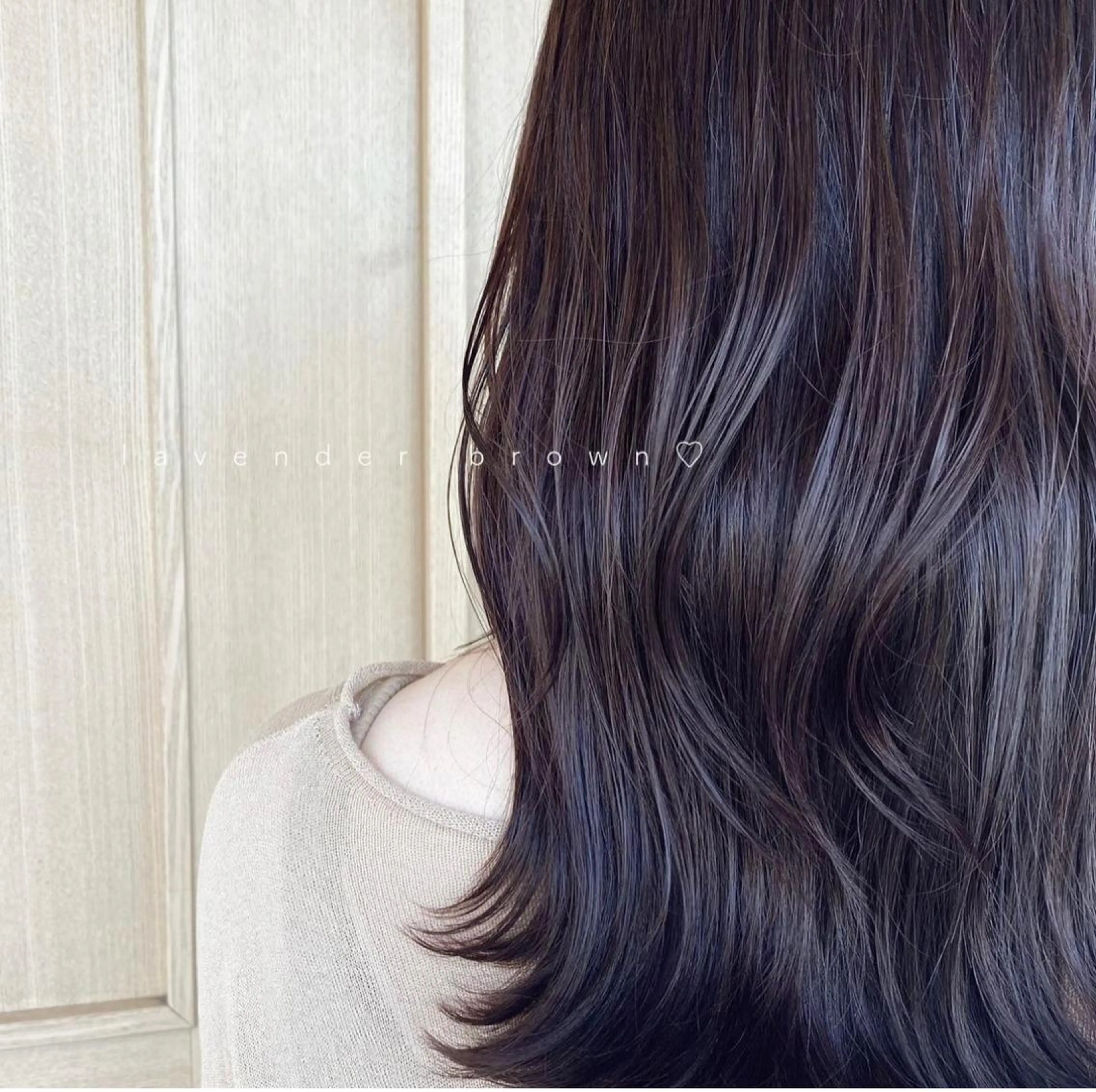 セミロング カラー ブラウンカラー ラベンダーカラー ラベンダーブラウン ece.所属・篠原 詩菜のヘアスタイル