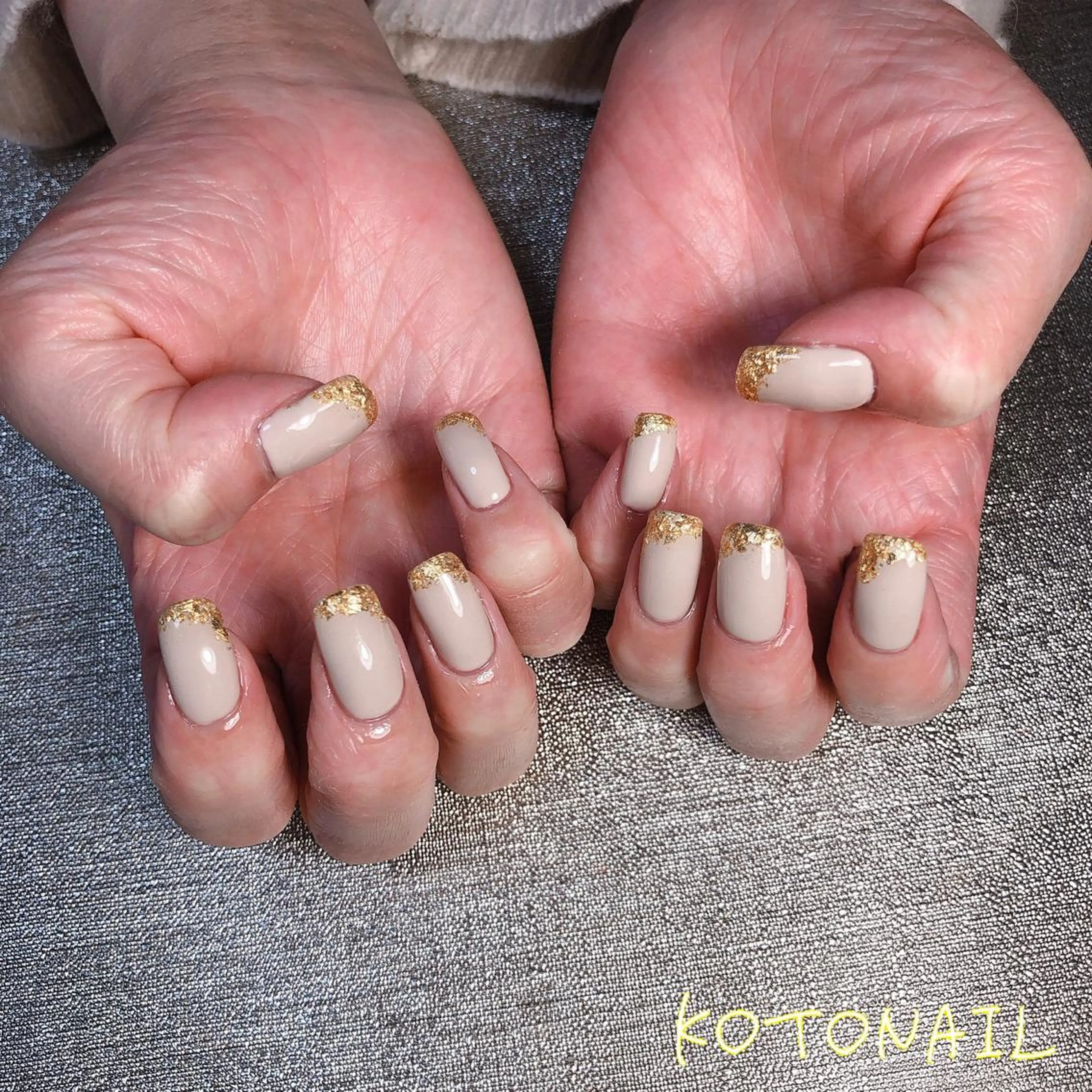 ネイル アートネイル フラッシュネイル フットネイル マグネットネイル ミラーネイル ハンドネイル koto nailのネイルデザイン
