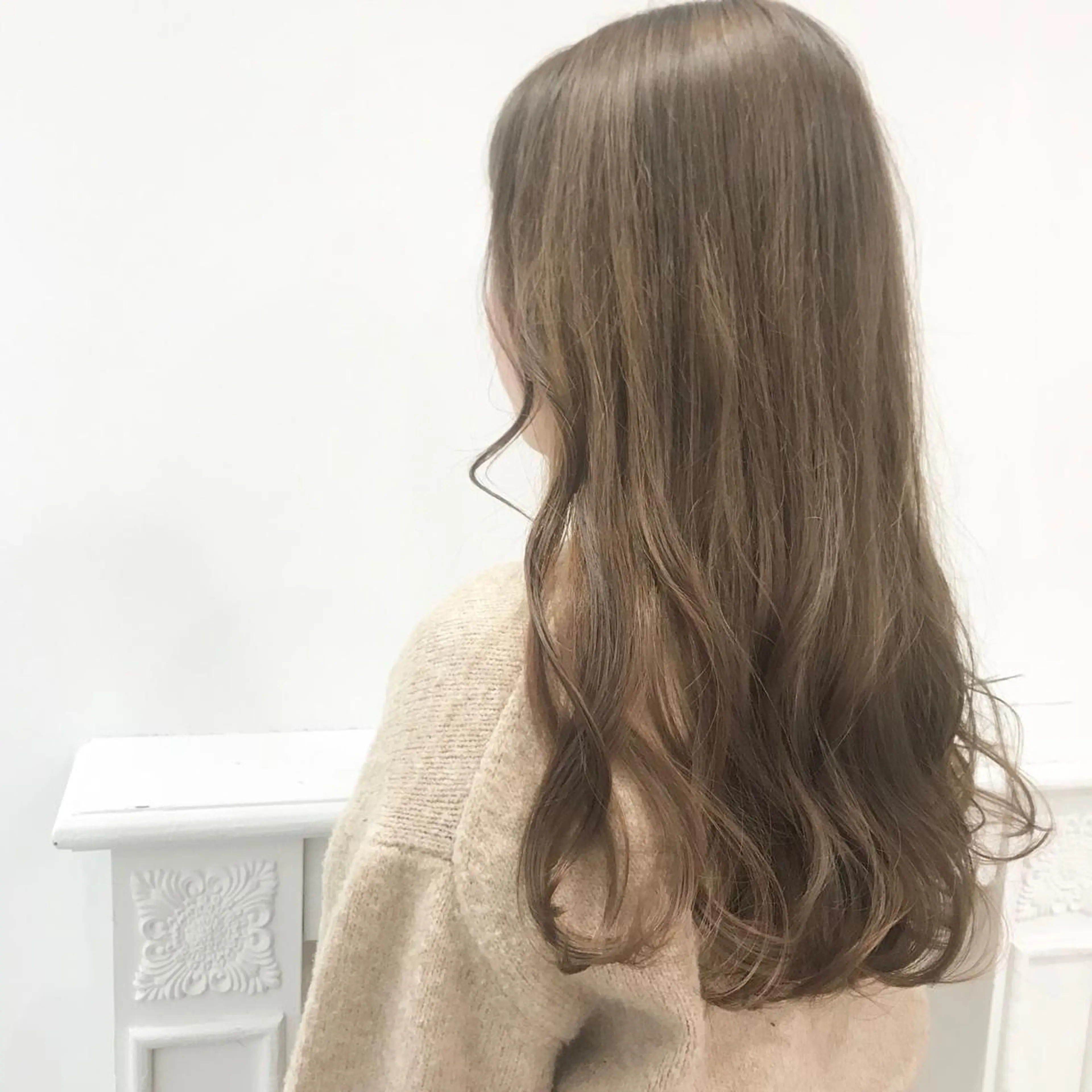 ロング カラー いけだ ひかり ハイライトくびれヘアのヘアスタイル