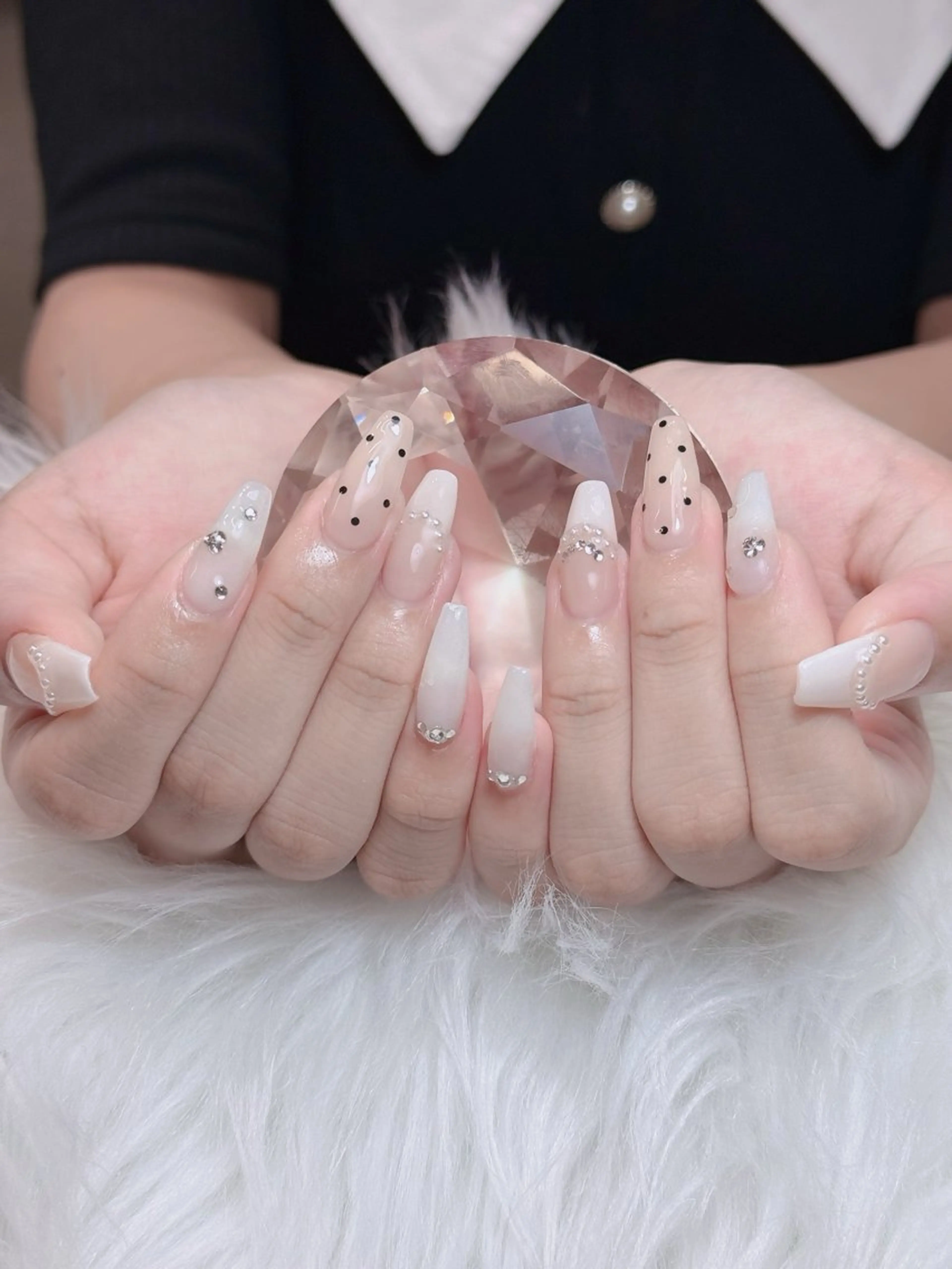 ネイル オーロラネイル チークネイル フットネイル フレンチネイル 韓国ネイル ハンドネイル Lumi Nailのネイルデザイン