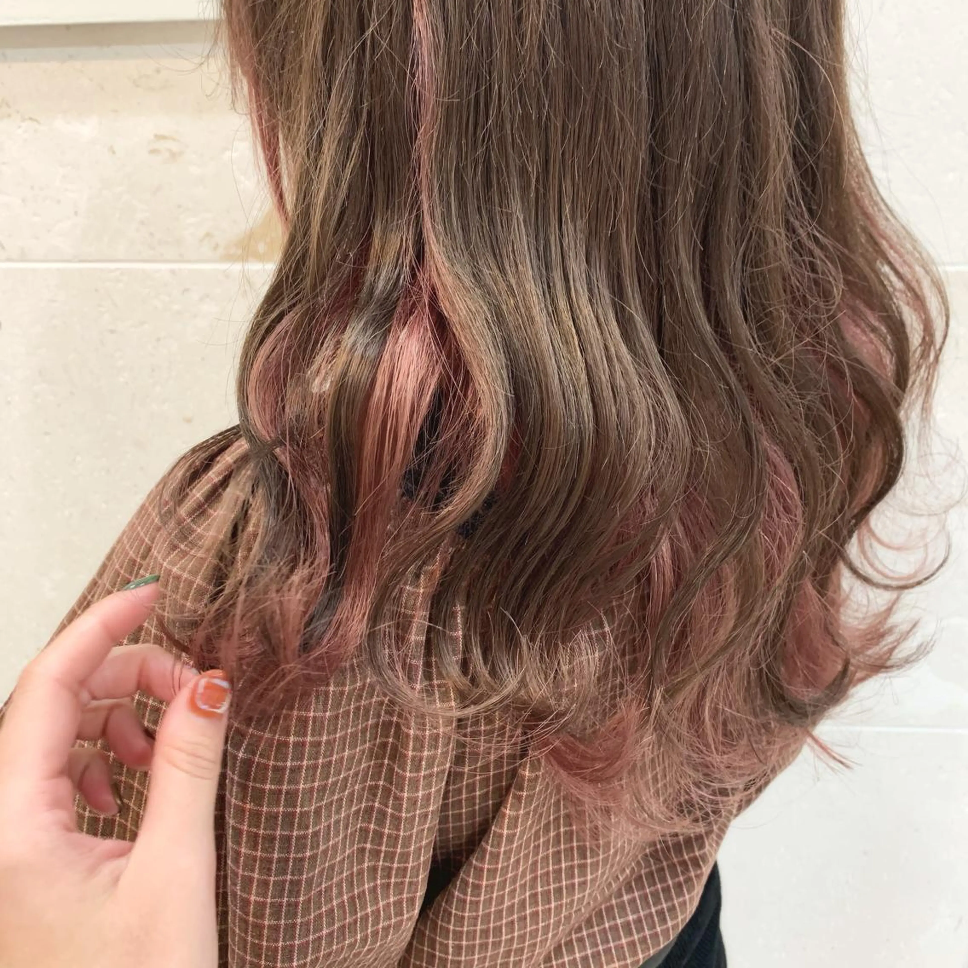 セミロング 💘カラー人気Ｎｏ. １💘SAYAのヘアスタイル