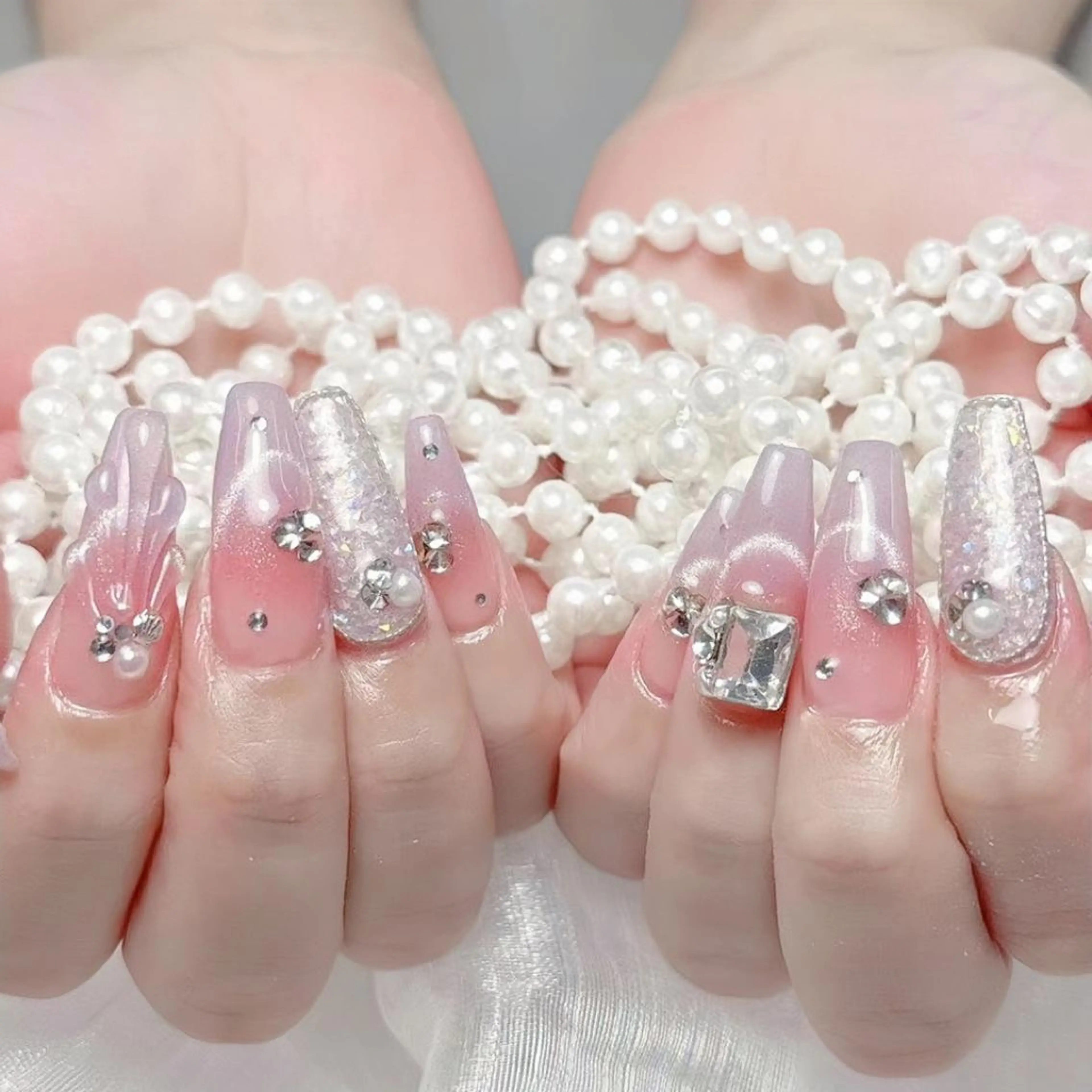ネイル Queen 🎀長さだし専門💓のネイルデザイン