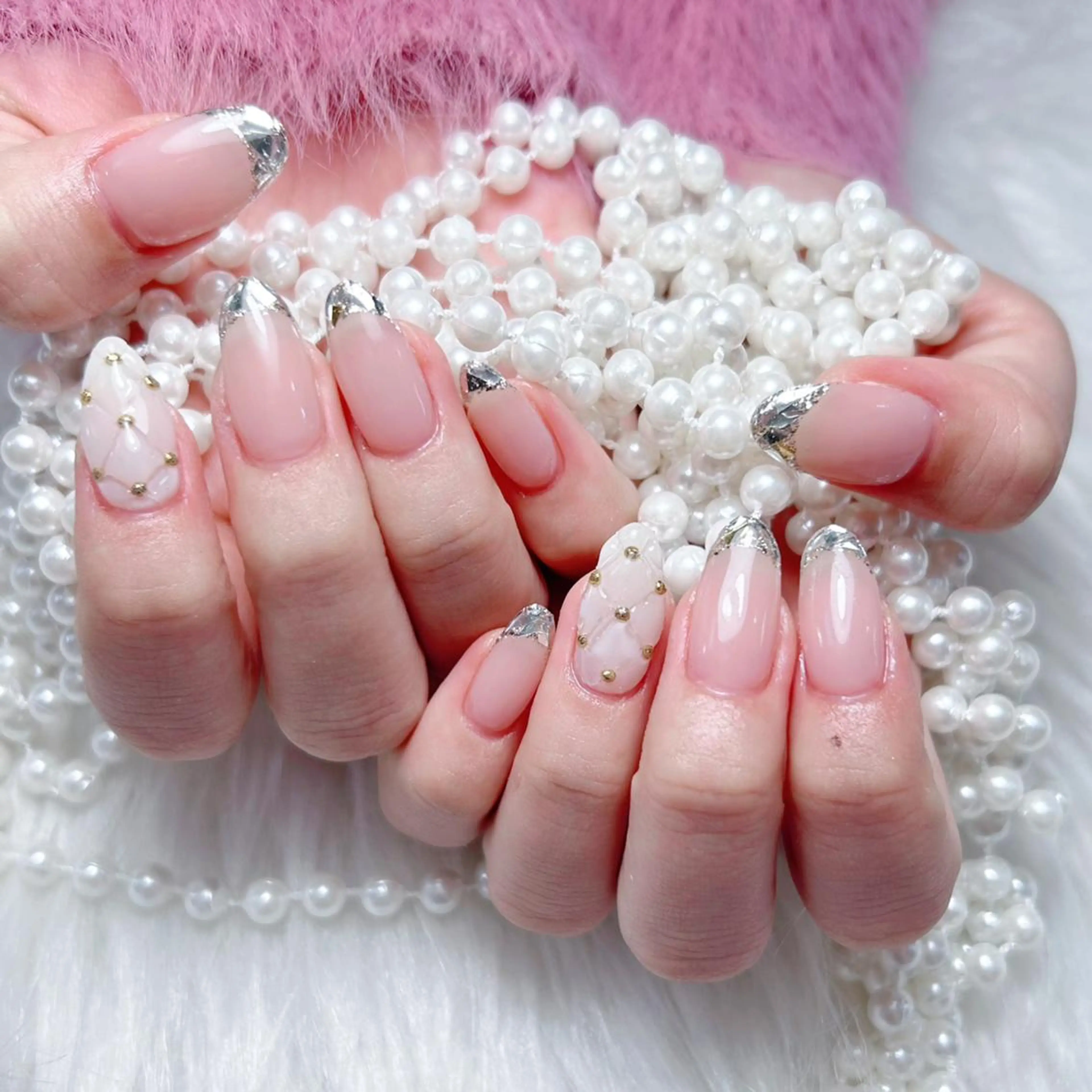 ネイル Mina🤍 愛莉🪽のネイルデザイン