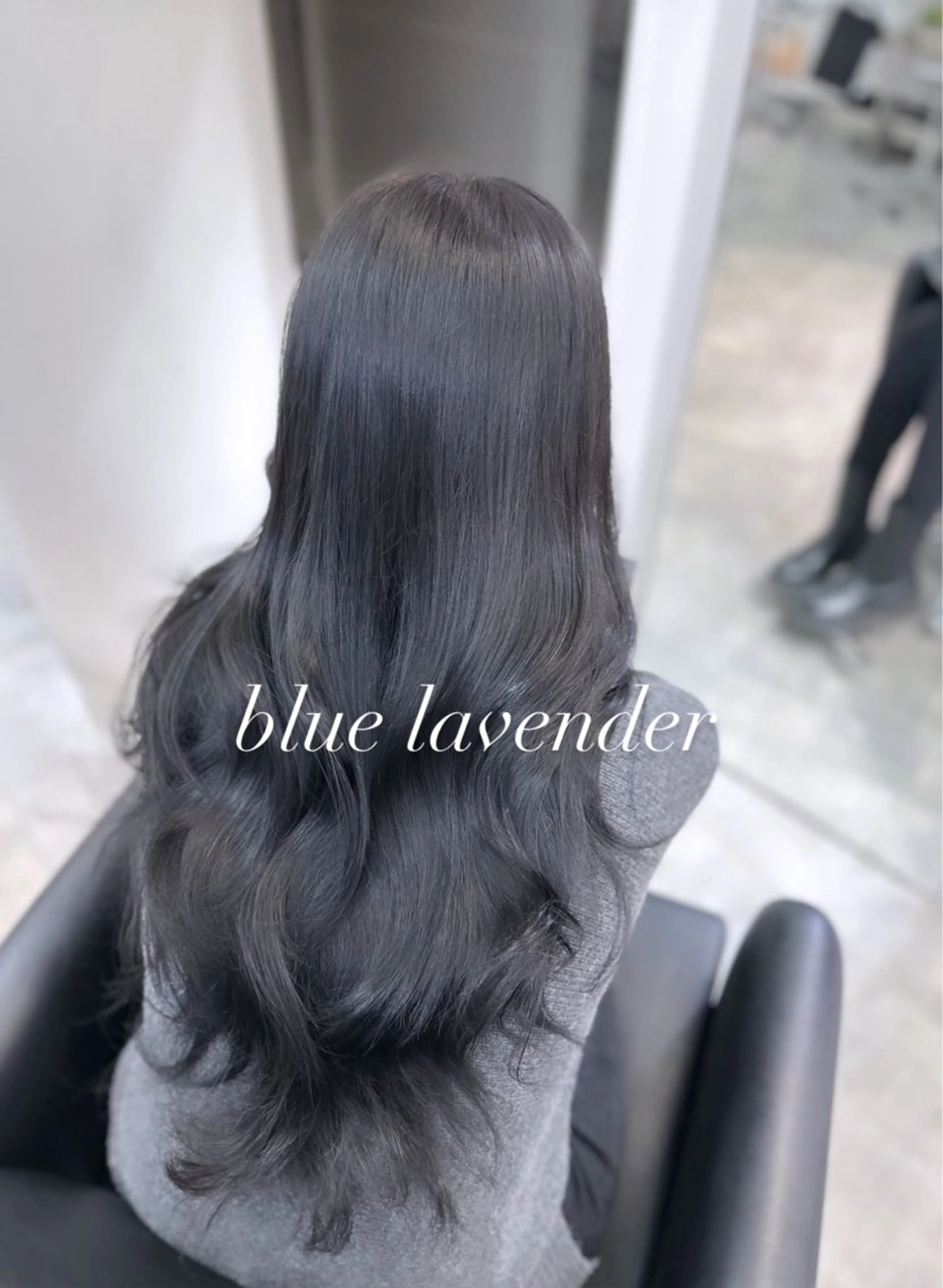 ロング 𝑦𝑢𝑟𝑖𝑎 MIRAのヘアスタイル