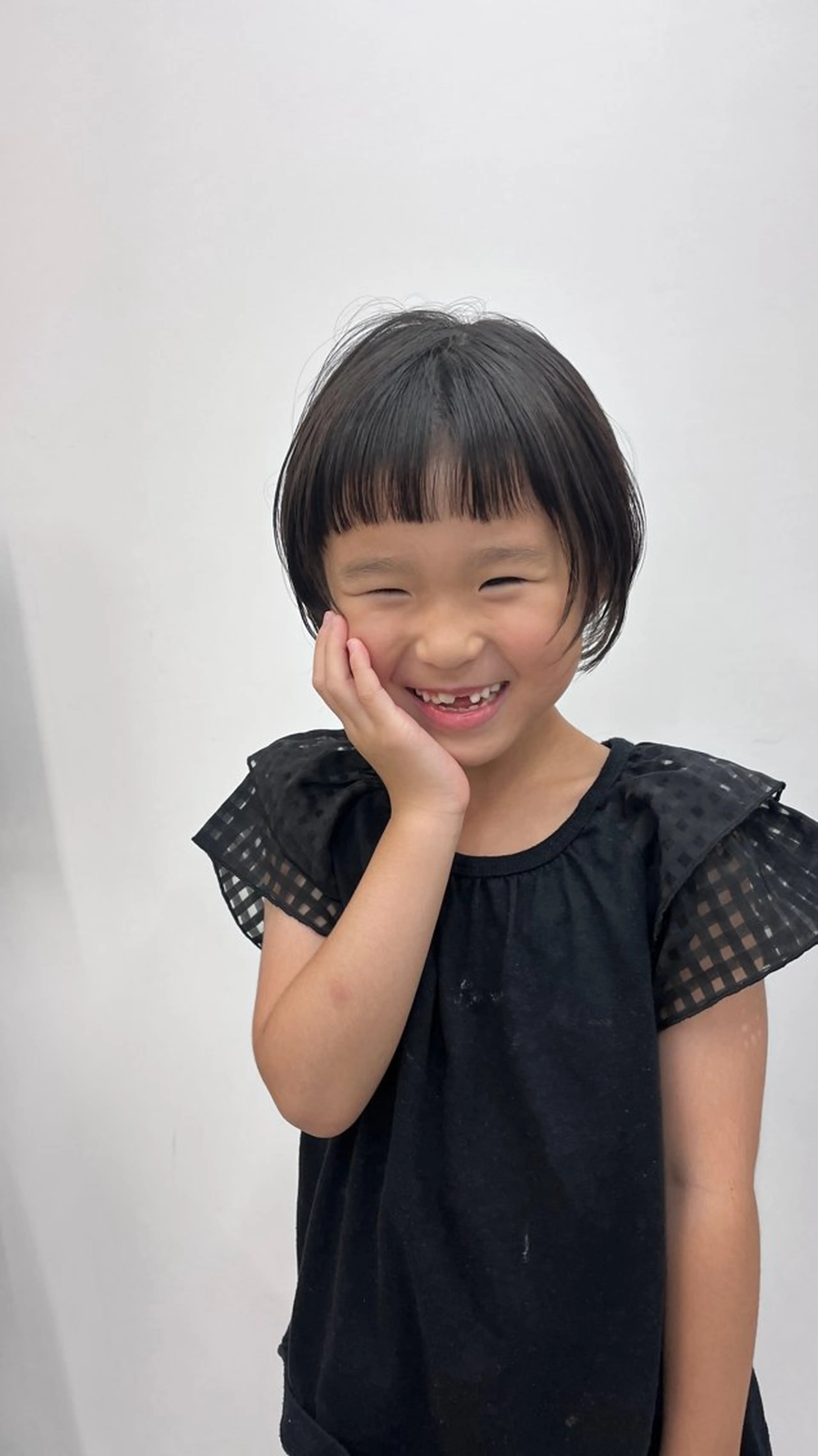 ショート 伊東美優【LEV.】 ボブカットのヘアスタイル