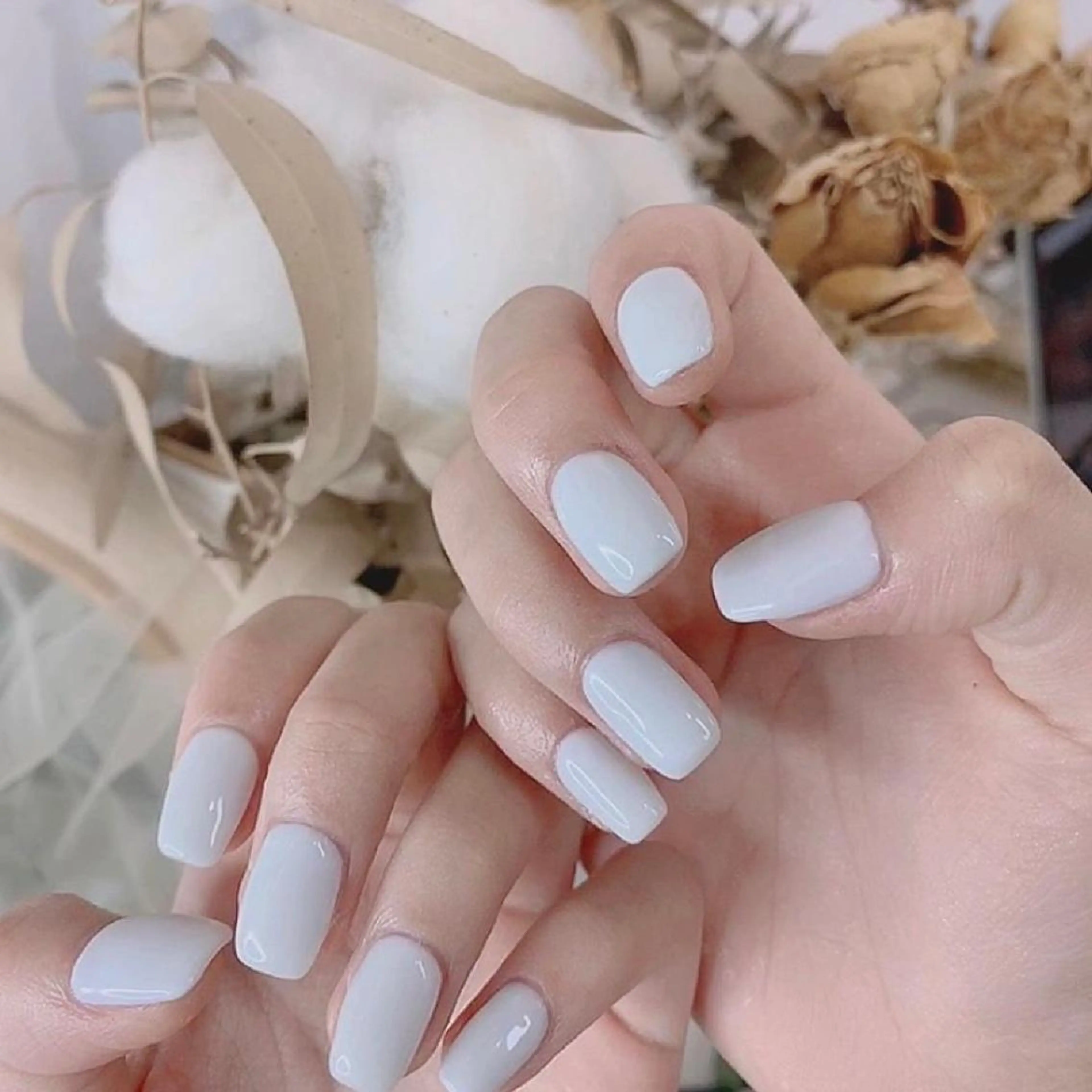 ちゅるんネイル🪄 耳ツボジュエリー🔗のネイルデザイン