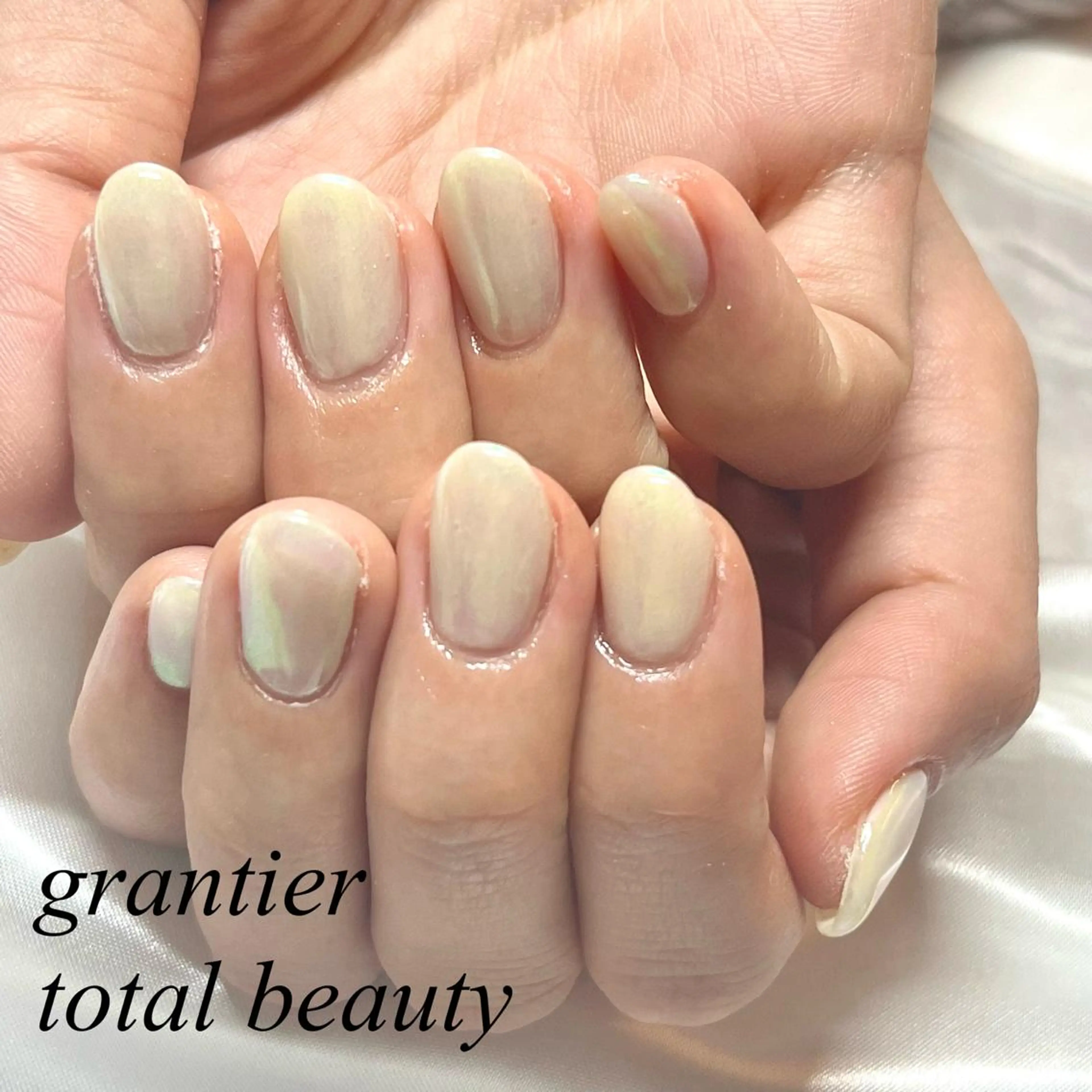 ネイル ワンカラーネイル ハンドネイル grantier beautyのネイルデザイン